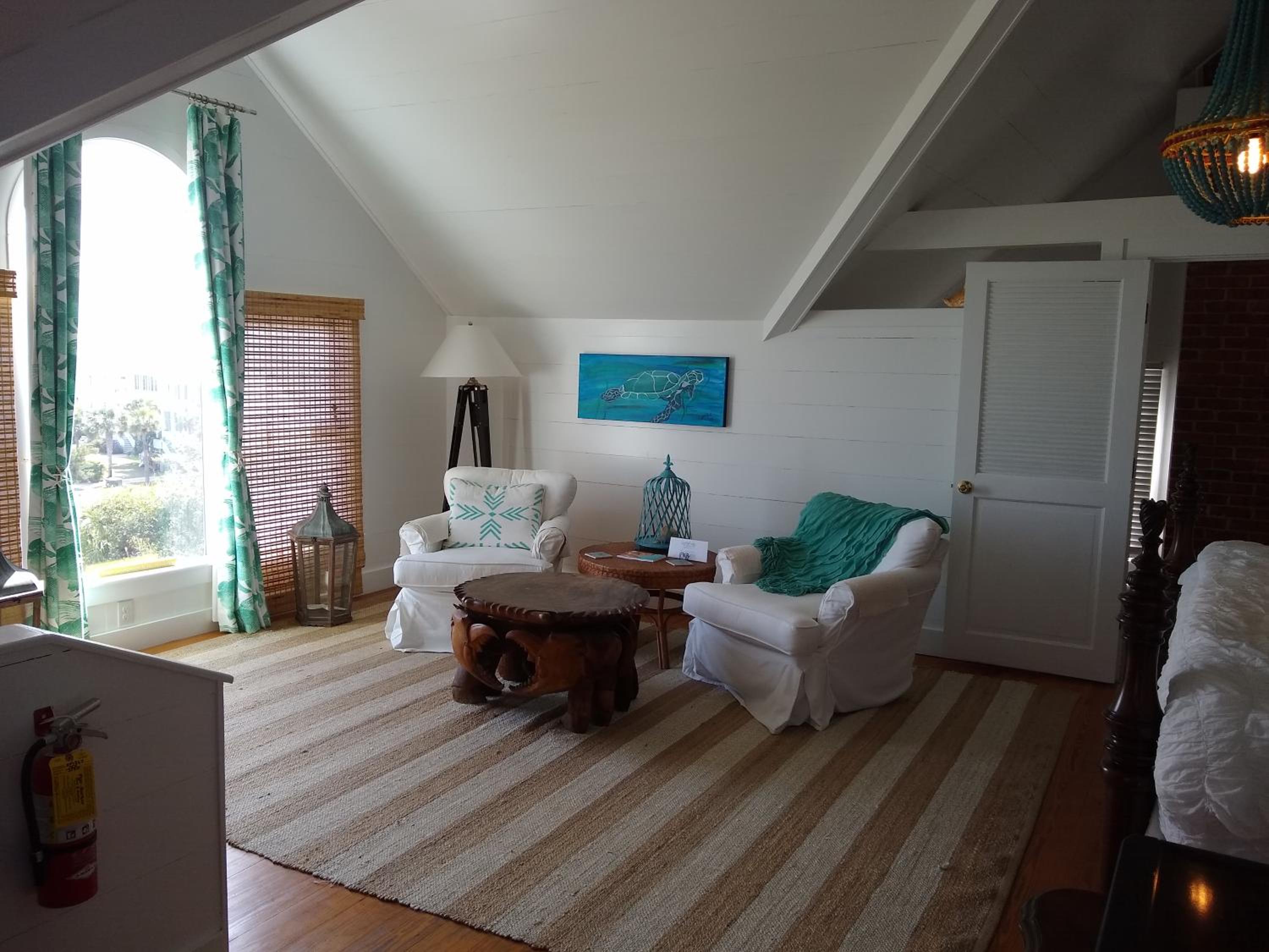 Deluxe Suite with Sea View photo 2