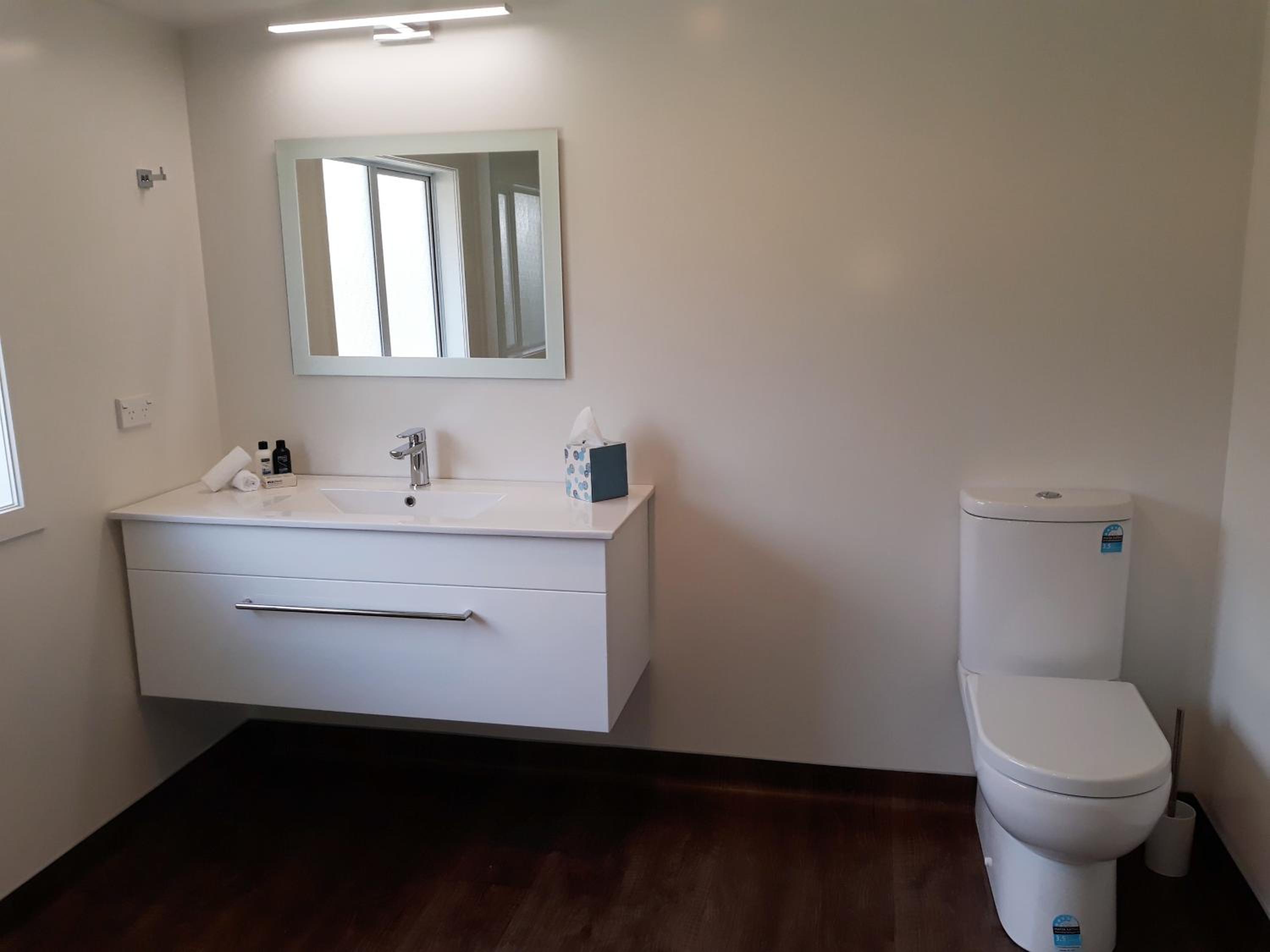 Double Room - Photo 6