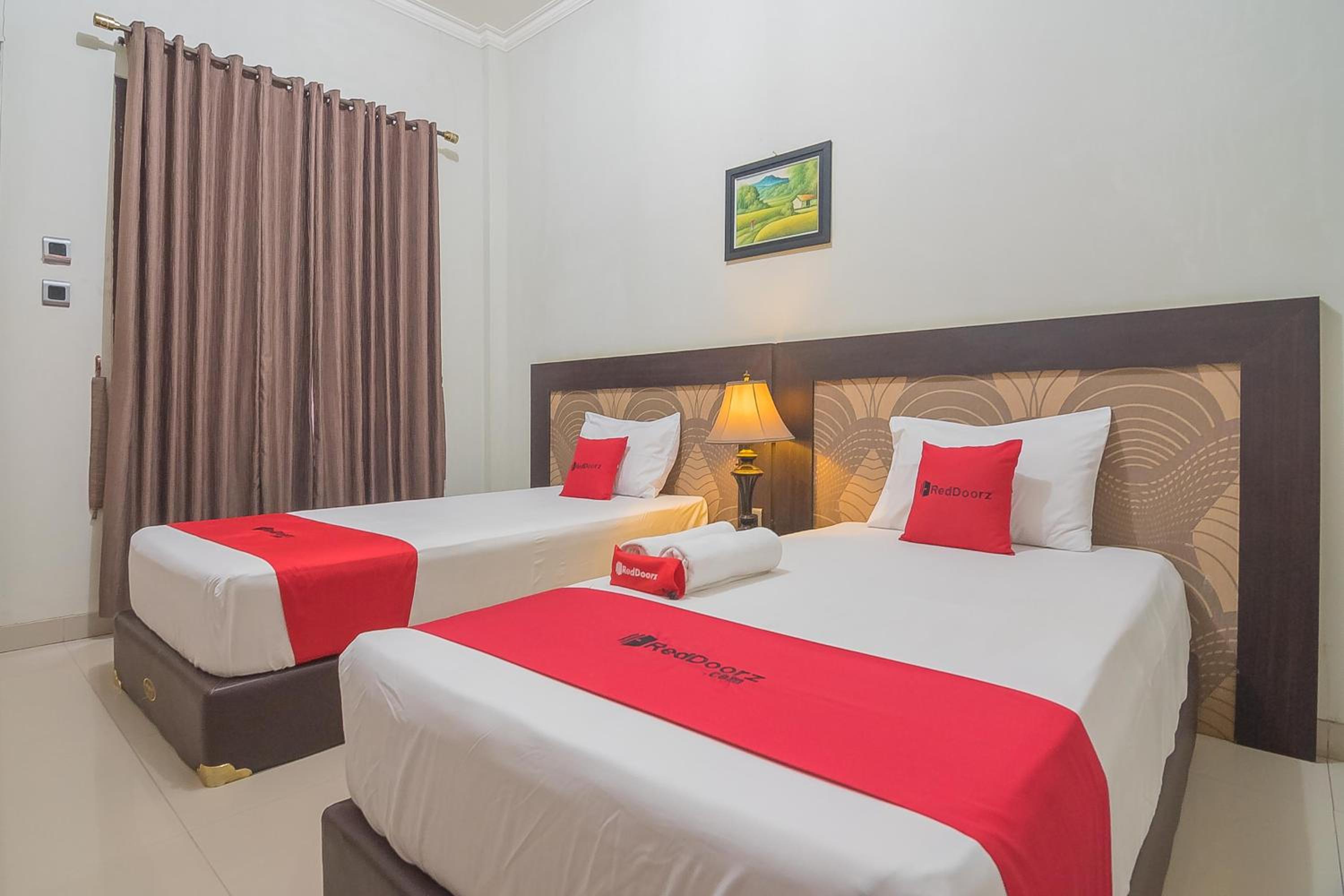 Twin Room - Photo 1