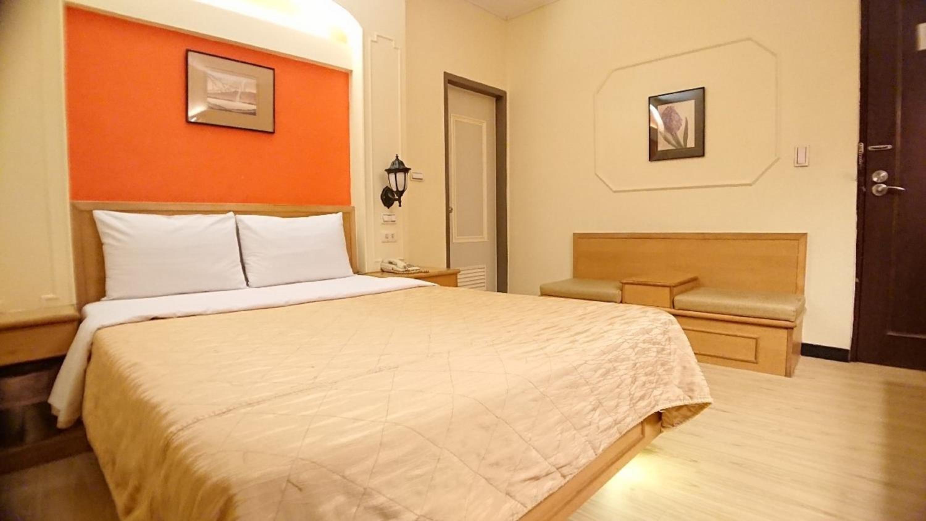 Standard Double Room photo 2