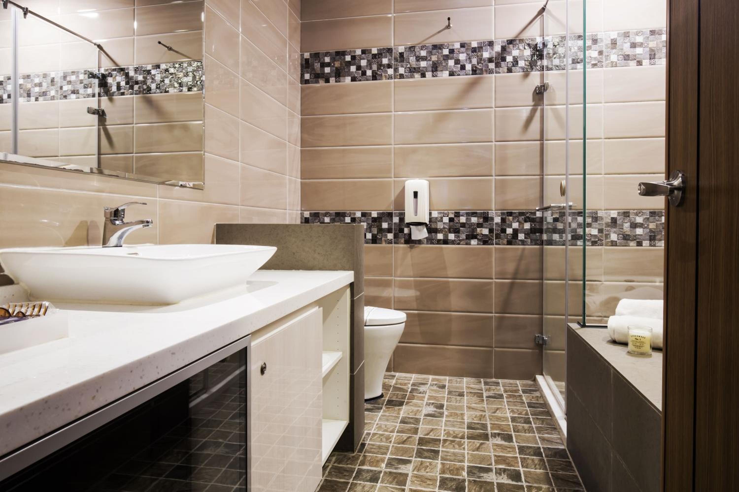 Business Double Room - Photo 19