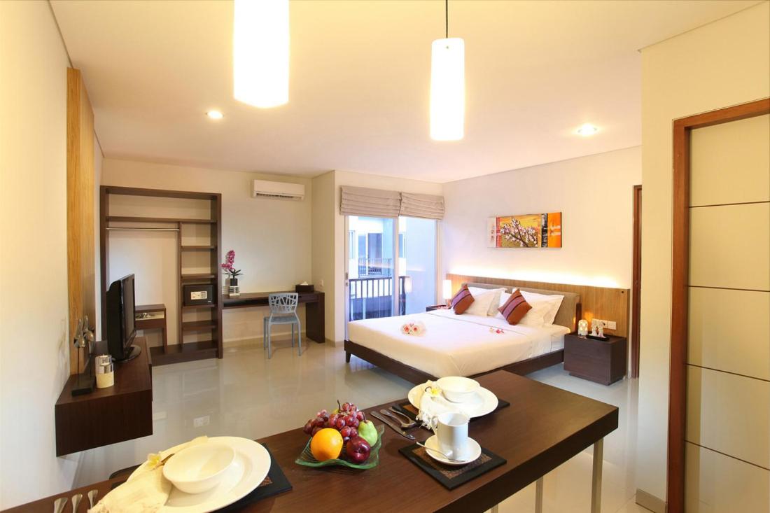 Suite - Photo 3