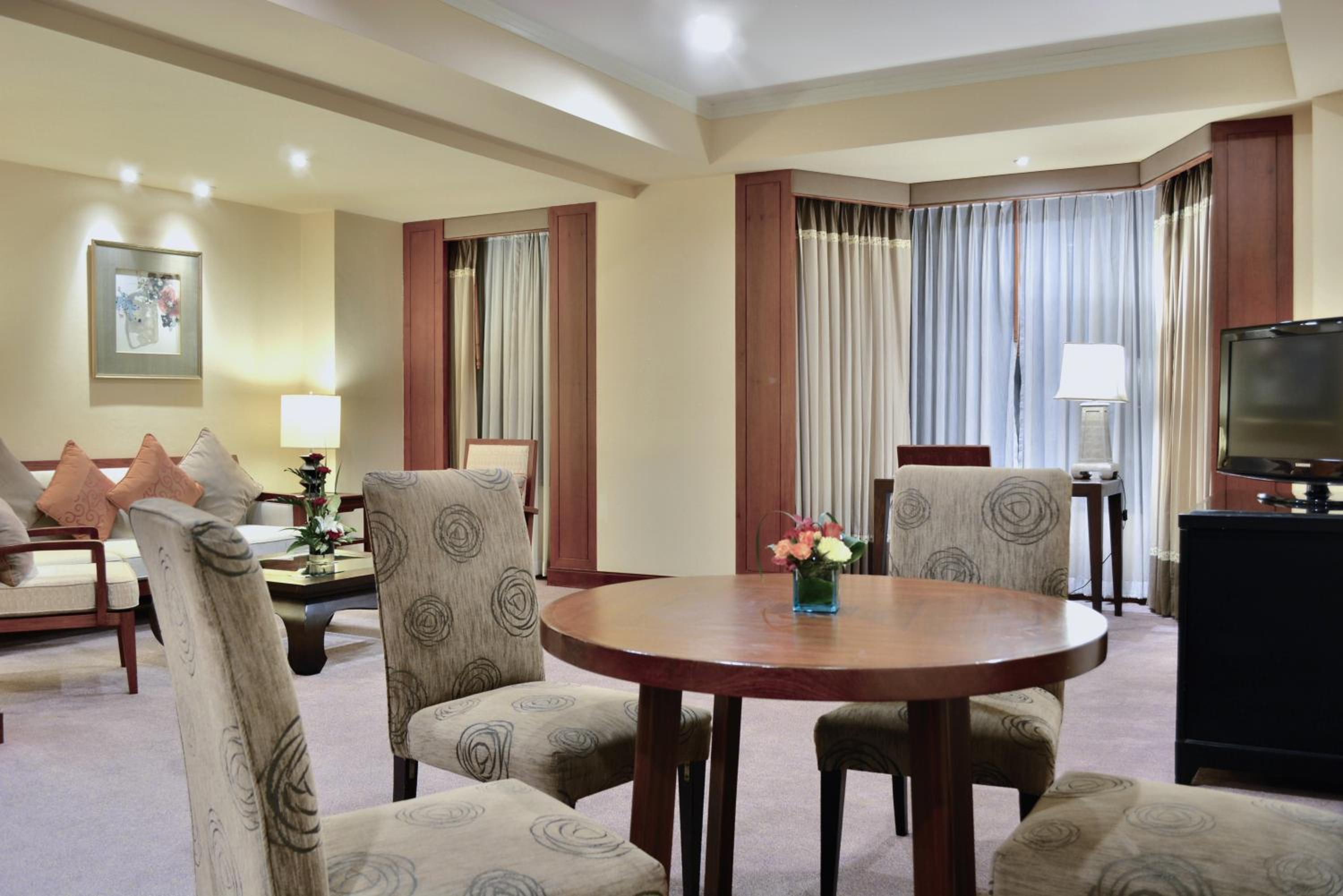 Executive Suite photo 3