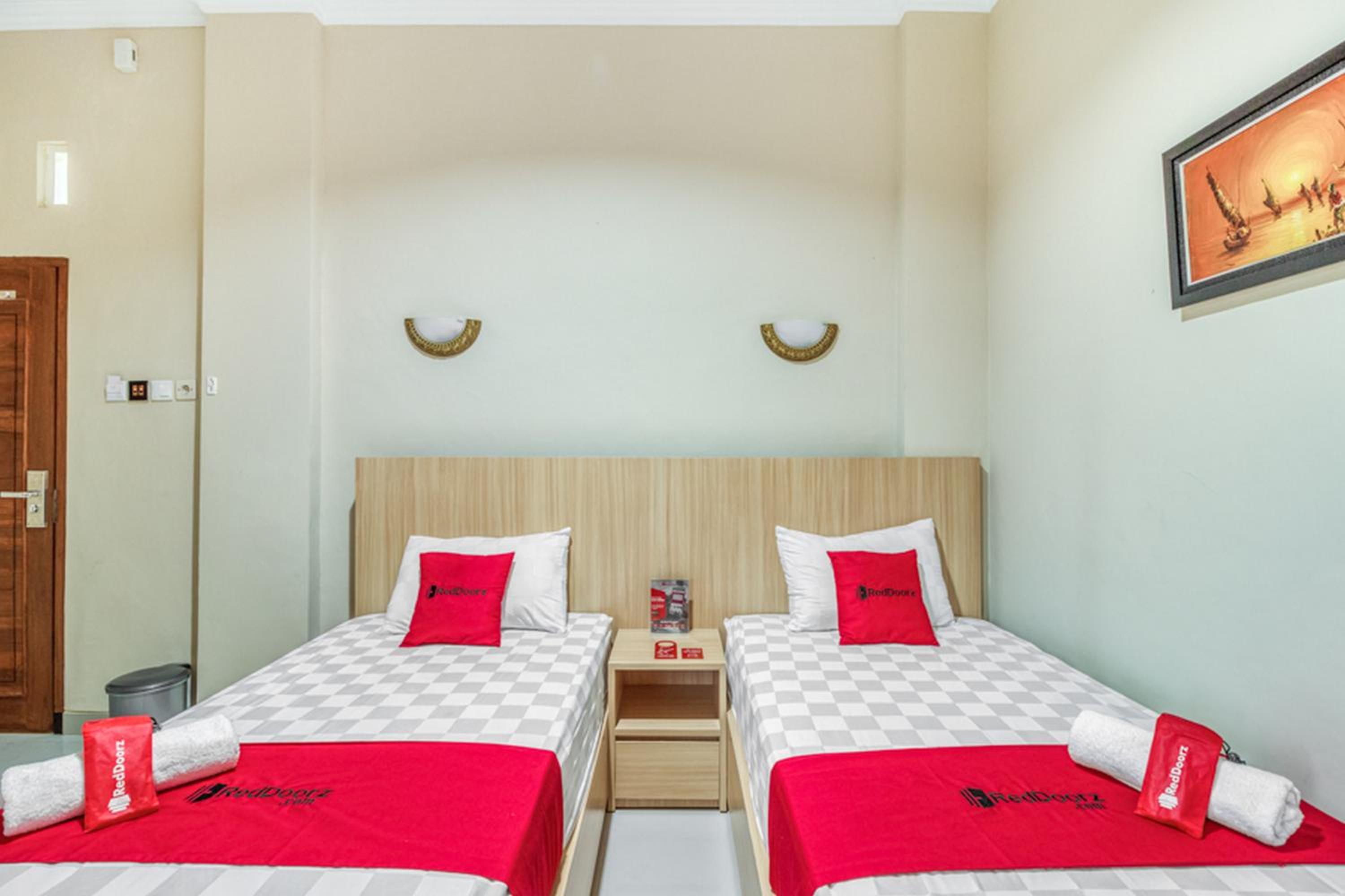 Twin Room - Photo 5