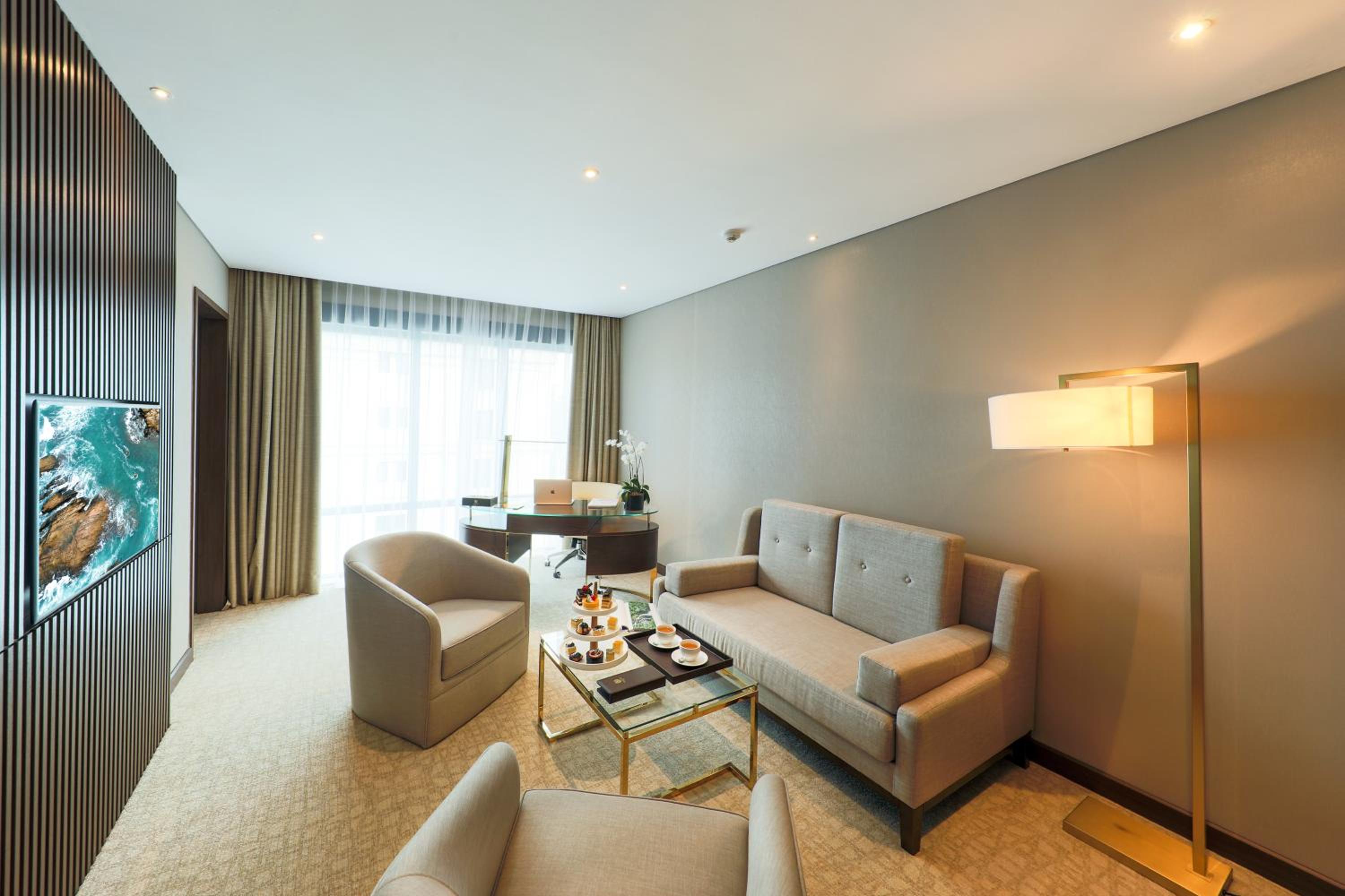 Executive Suite photo 3