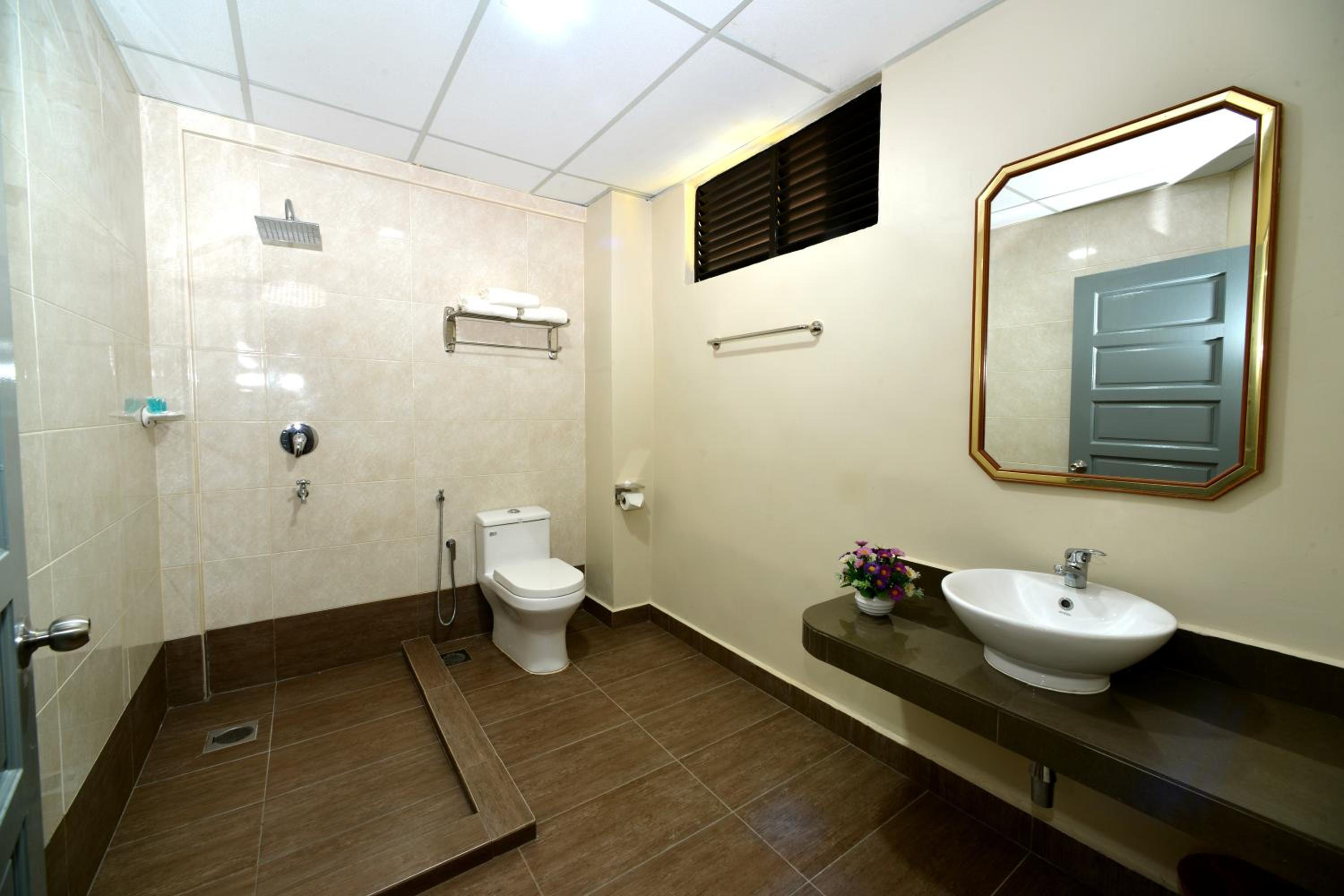 Premium Family-3 Room - Photo 7