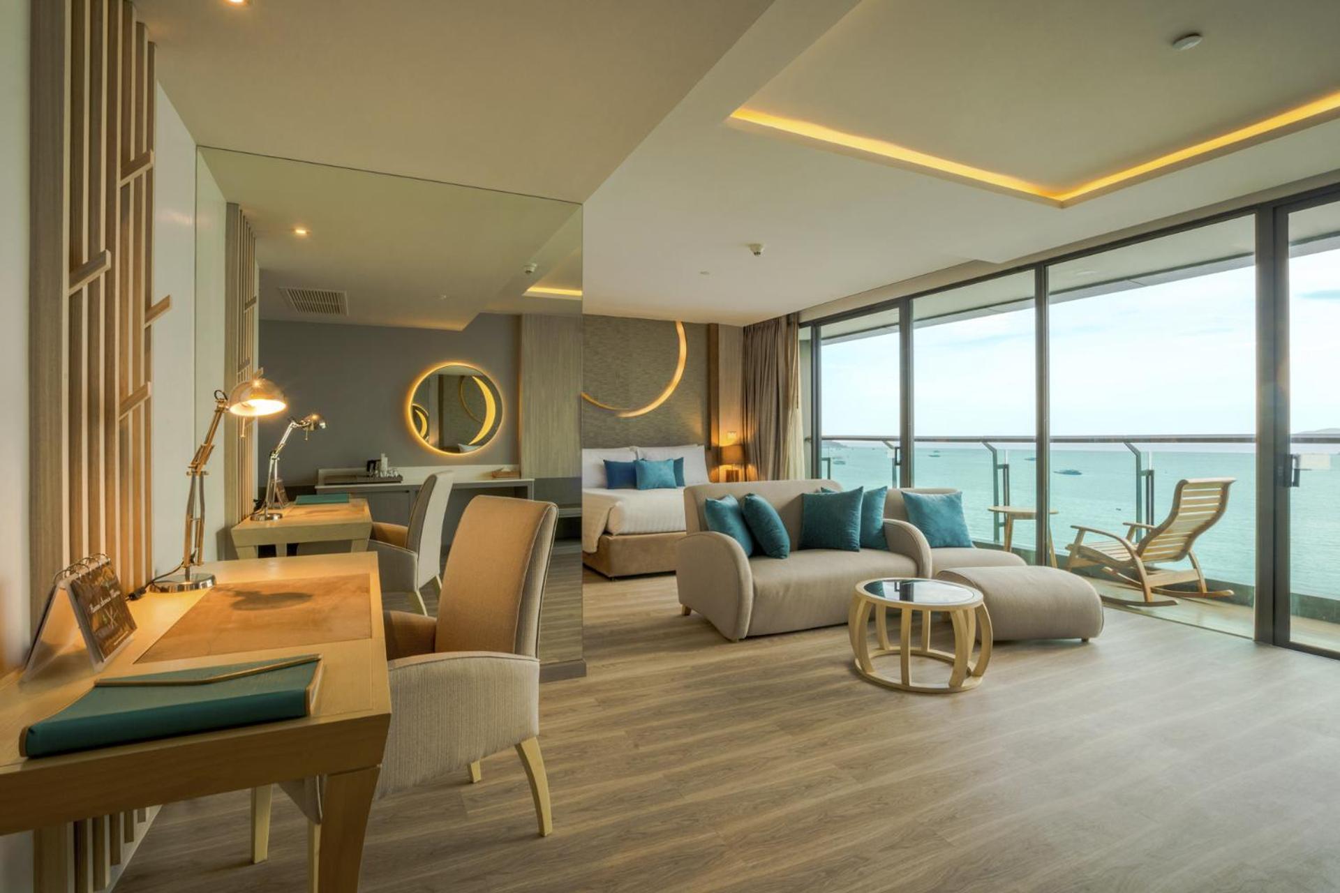 Dara Suite with Club Benefits with Sea View