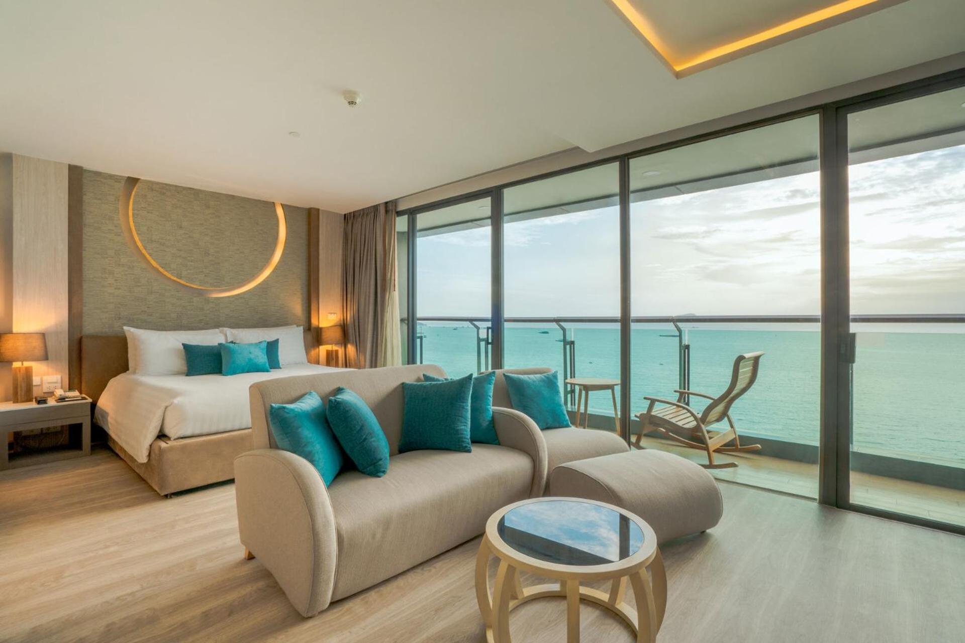 Dara Suite with Club Benefits with Sea View