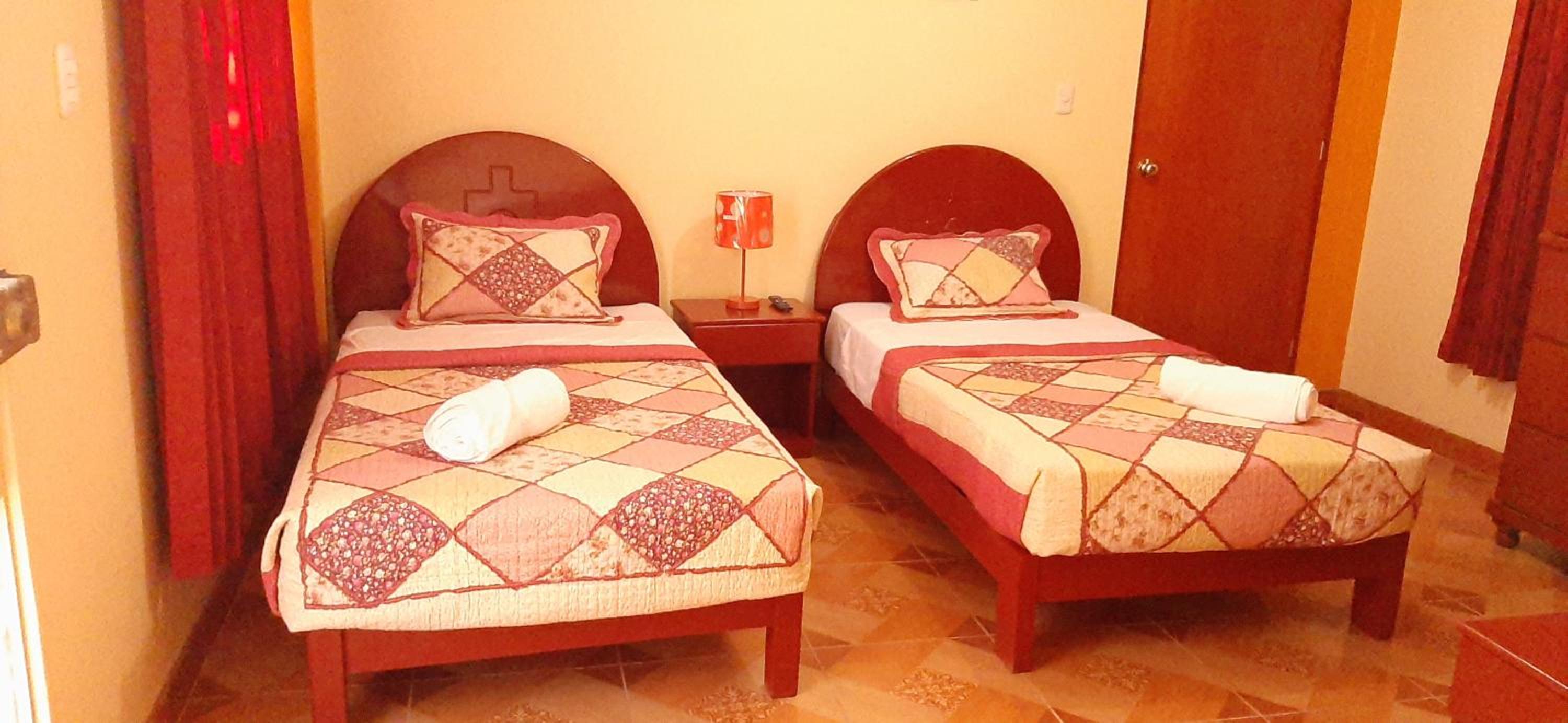 Twin Room with Private Bathroom photo 2