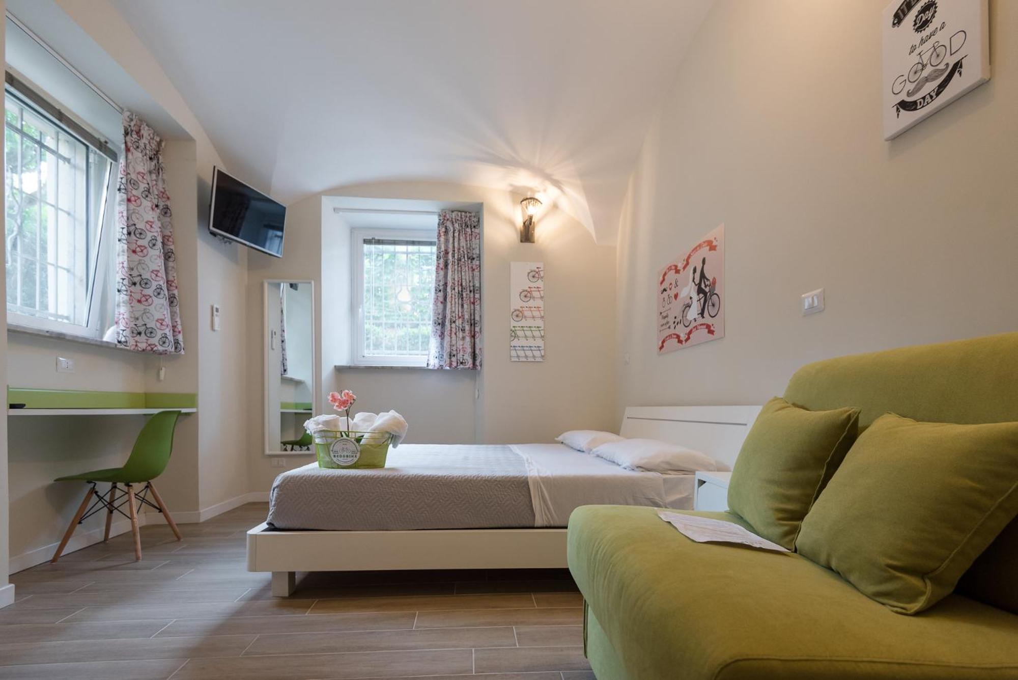 Triple Room with Private Bathroom photo 1