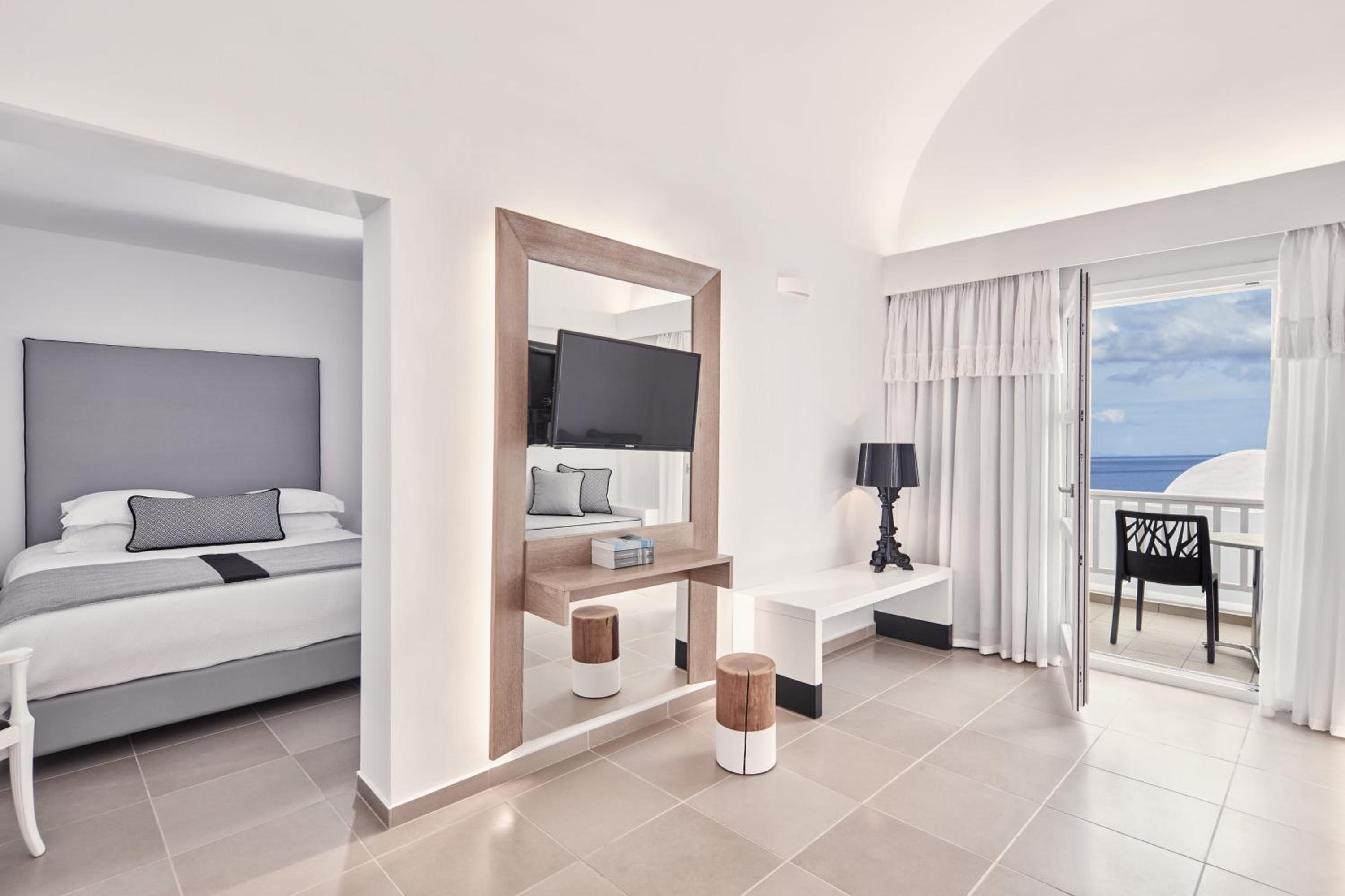Premium Triple Room - Photo 1