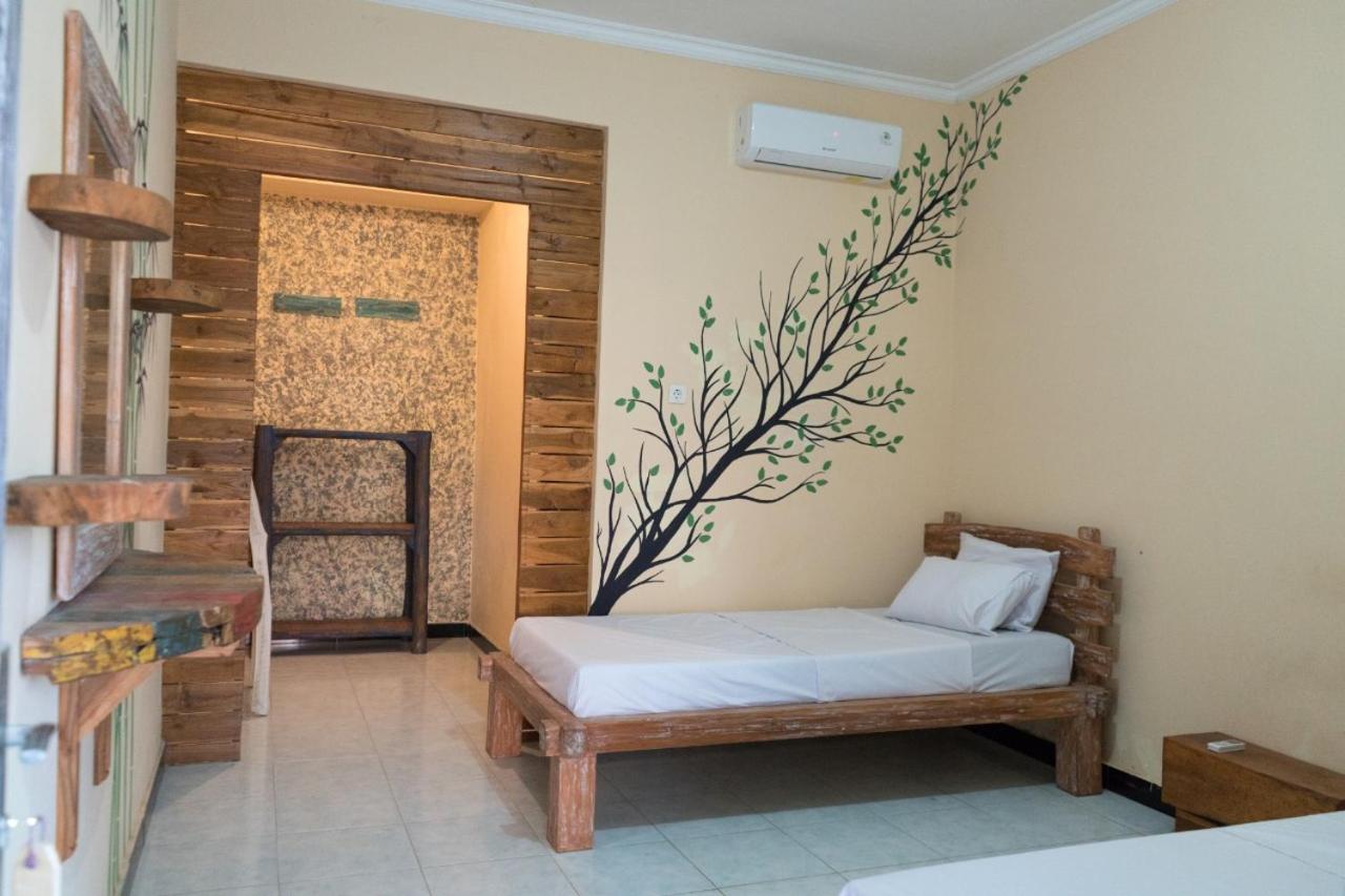 Standard Twin Room with Garden View photo 2