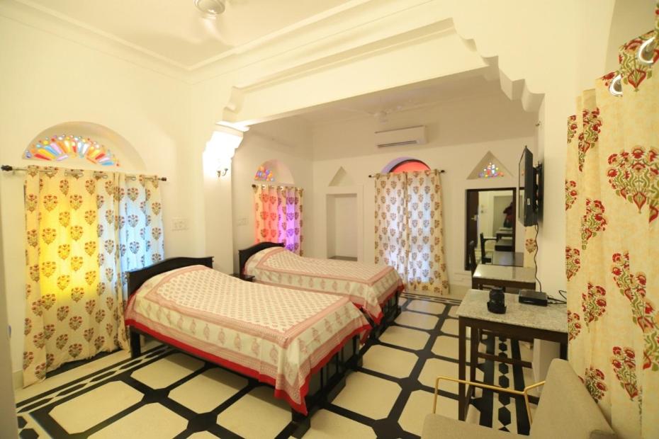Deluxe Double or Twin Room photo 1