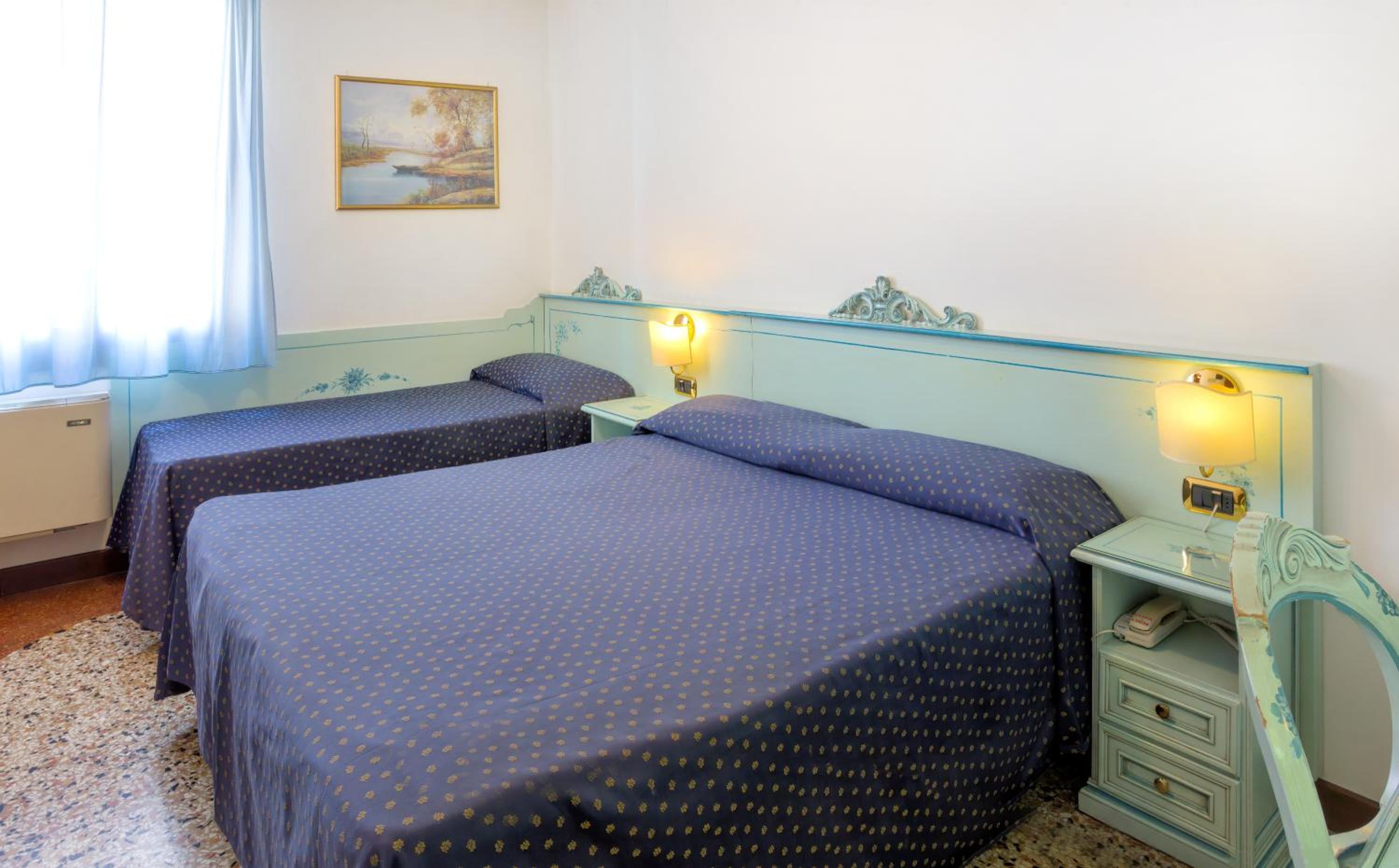 Double Room with Canal View photo 2