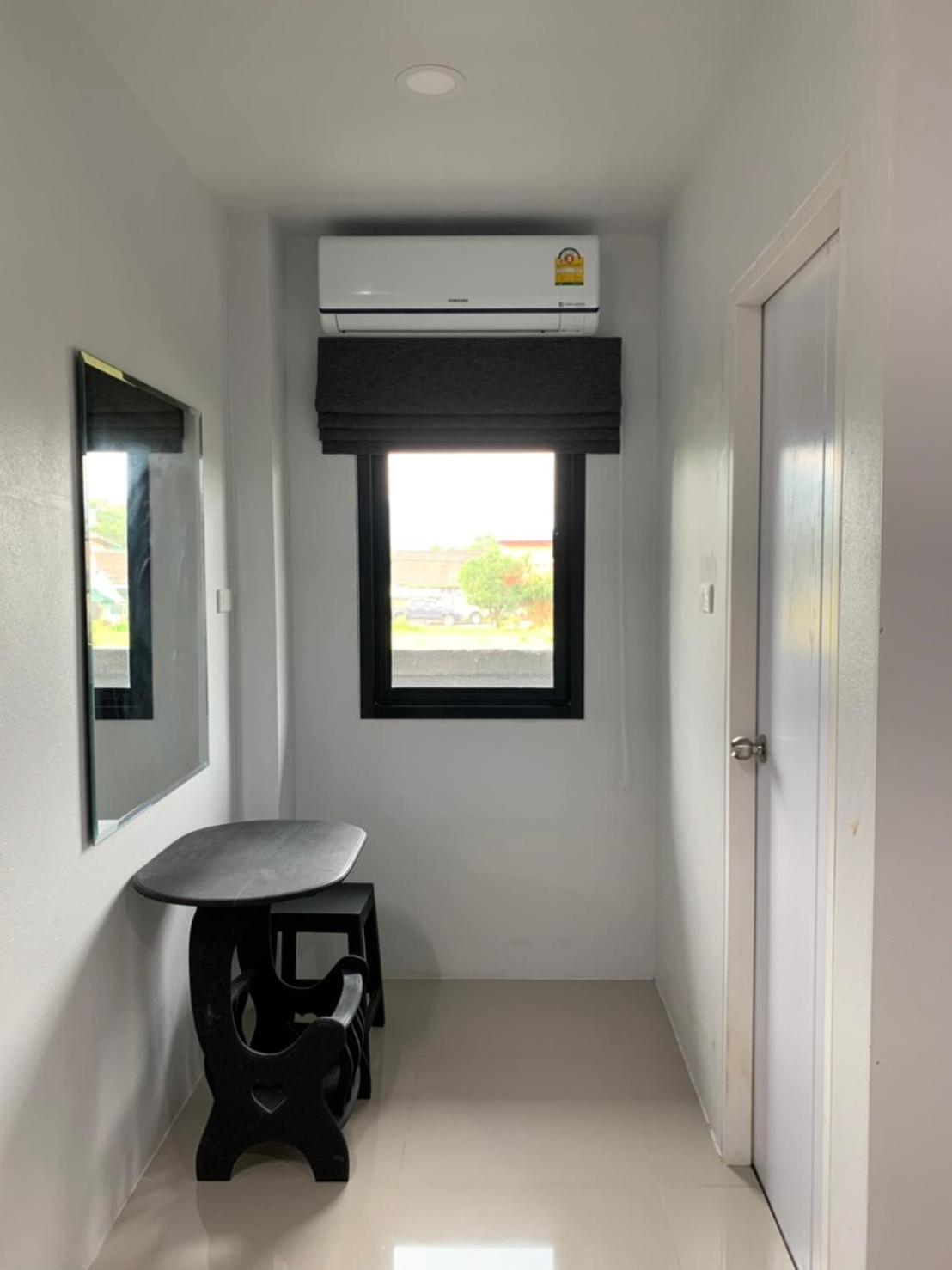 Small Double Room - Photo 6
