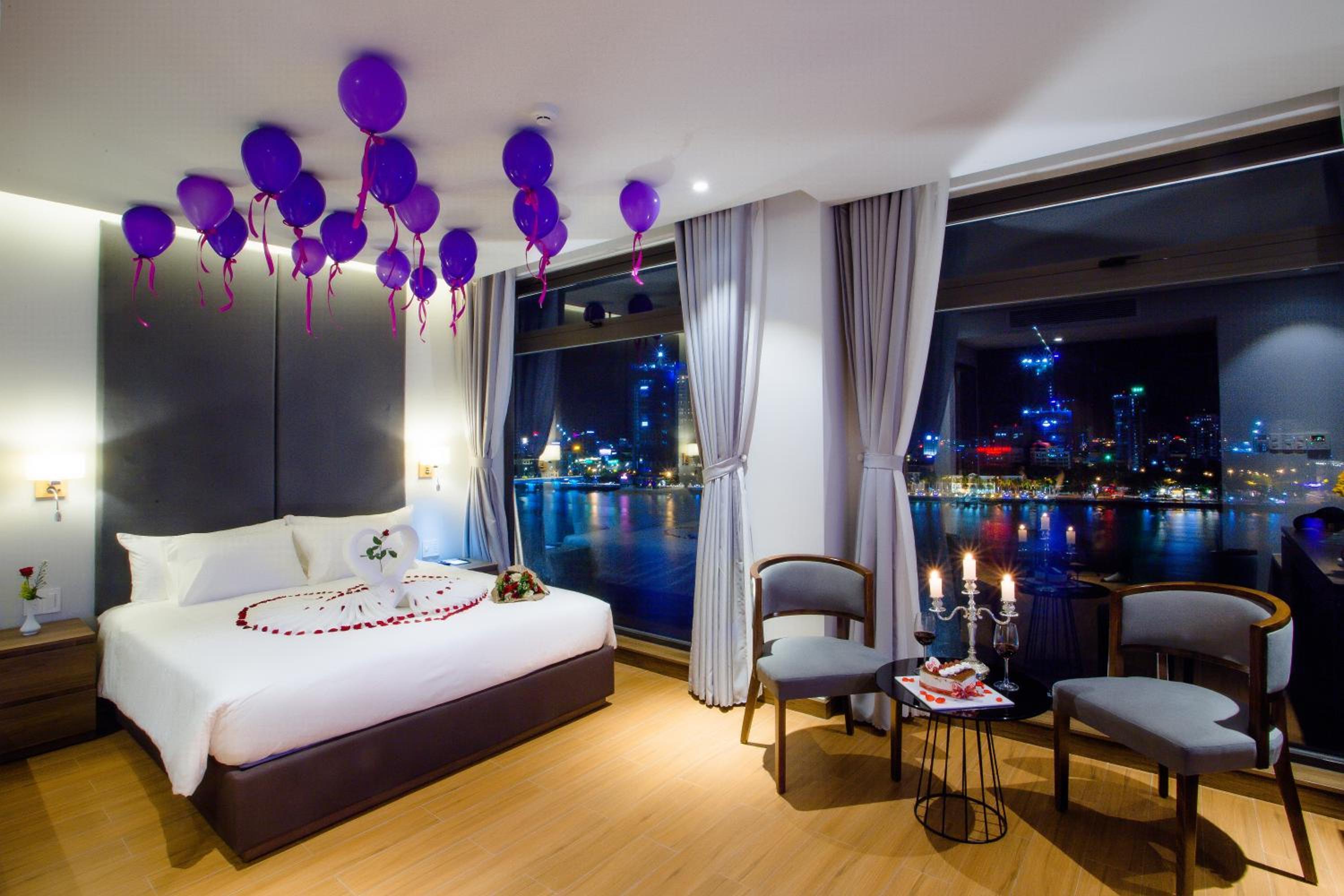 Suite with River View - Photo 5