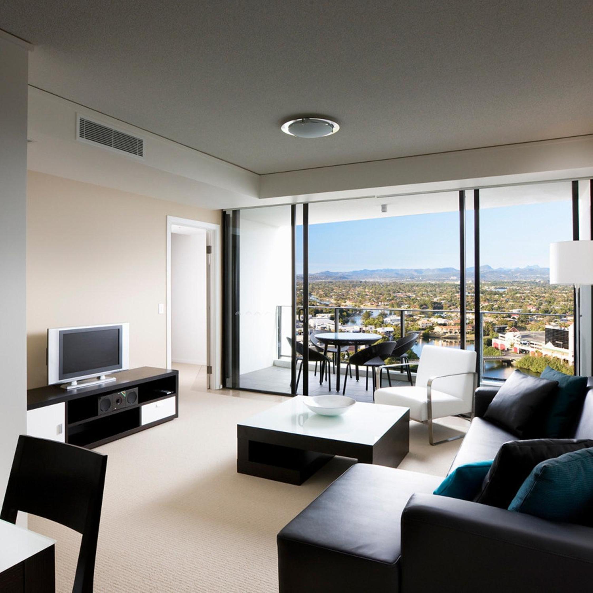 One-Bedroom Apartment - Photo 3