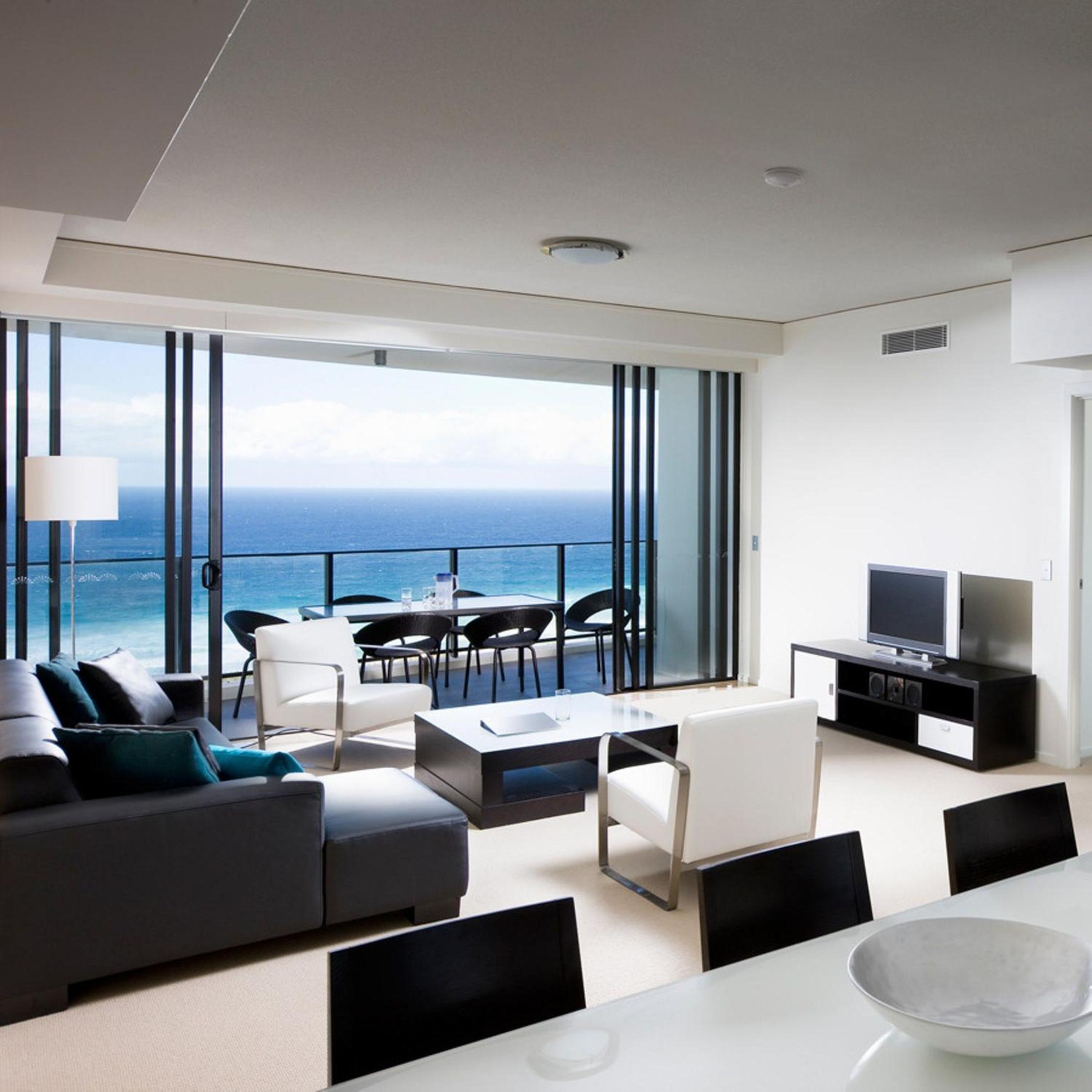 Three-Bedroom Ocean Suite - Photo 10