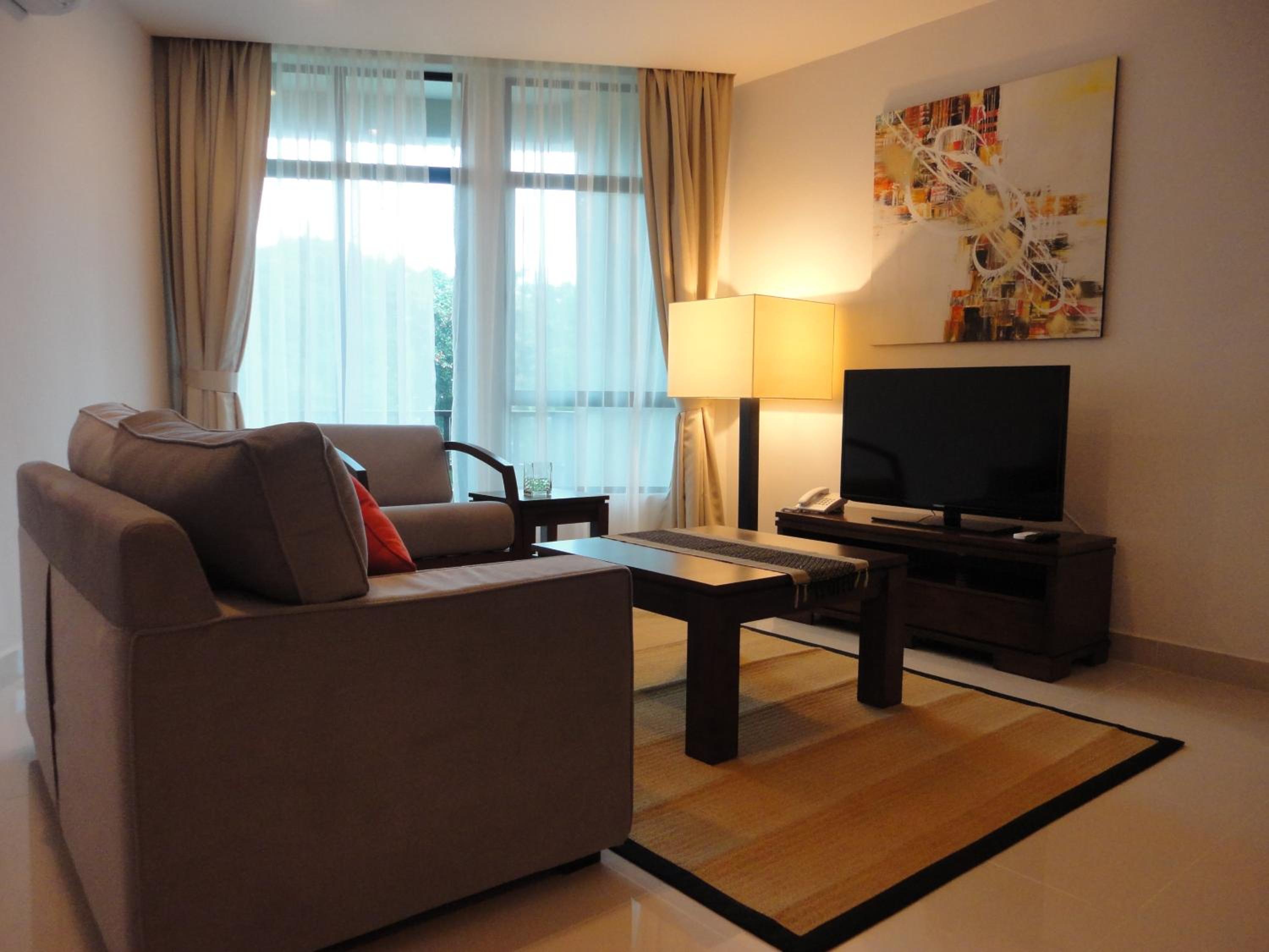 One-Bedroom Suite Apartment