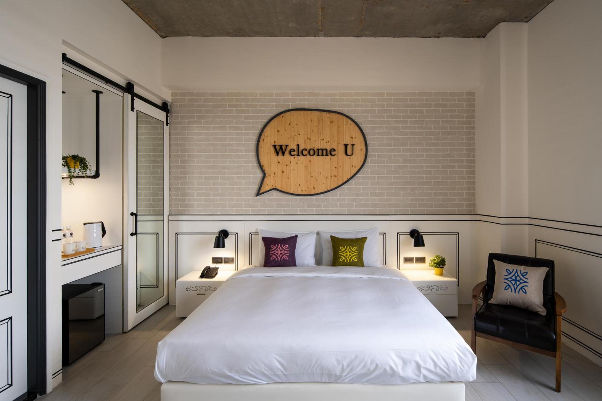 Deluxe Double Room with Bath