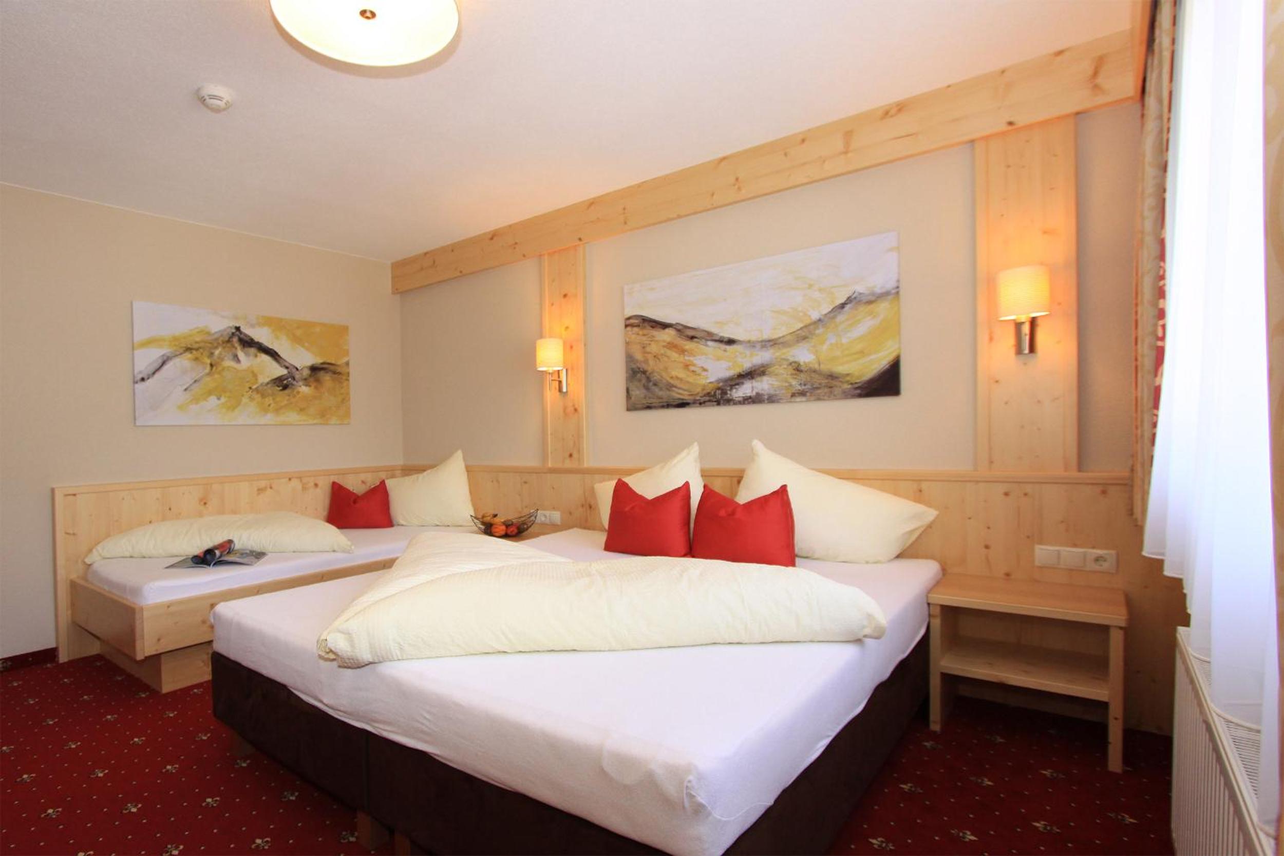 One-Bedroom Apartment (3 Adults)