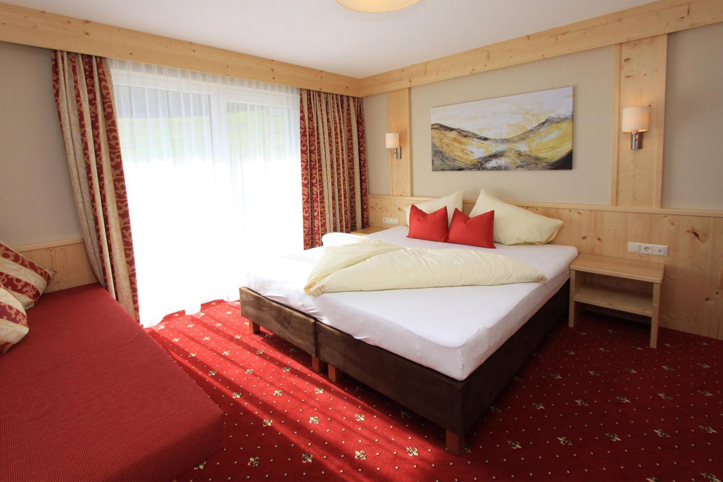 Deluxe Two-Bedroom Apartment