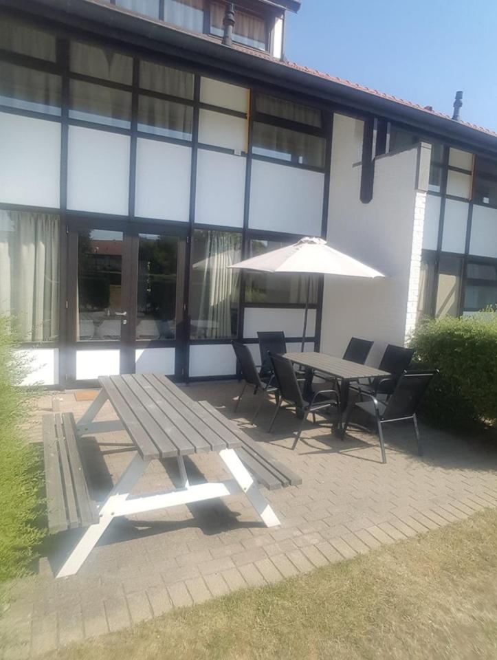 Four-Bedroom House photo 1