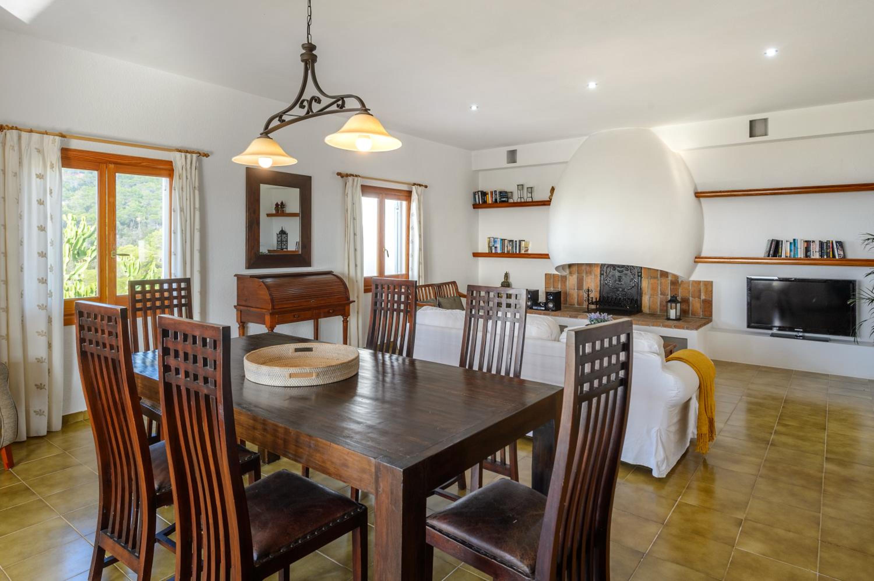 Villa photo 3