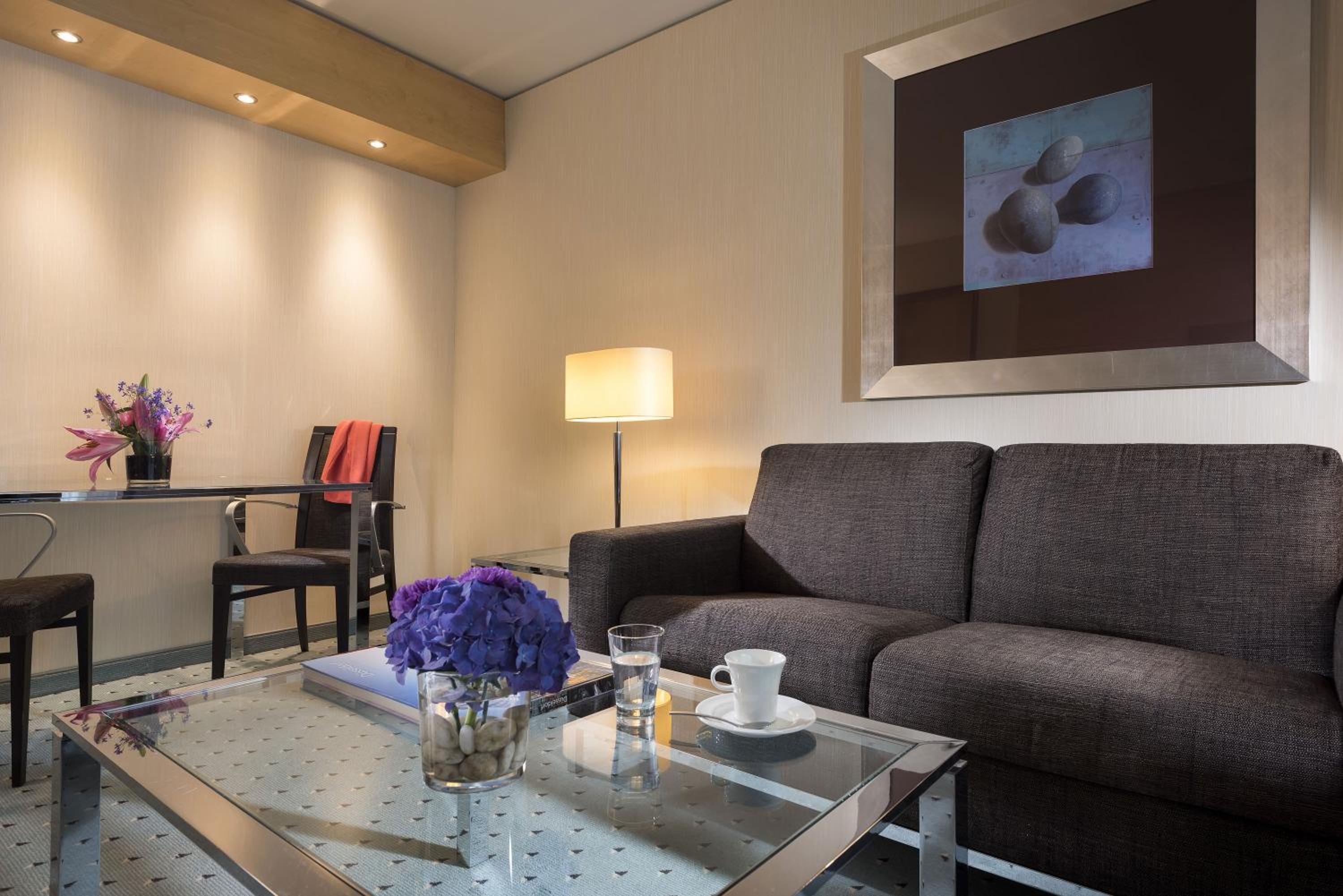 Junior Suite (2 Adults) - Photo 7