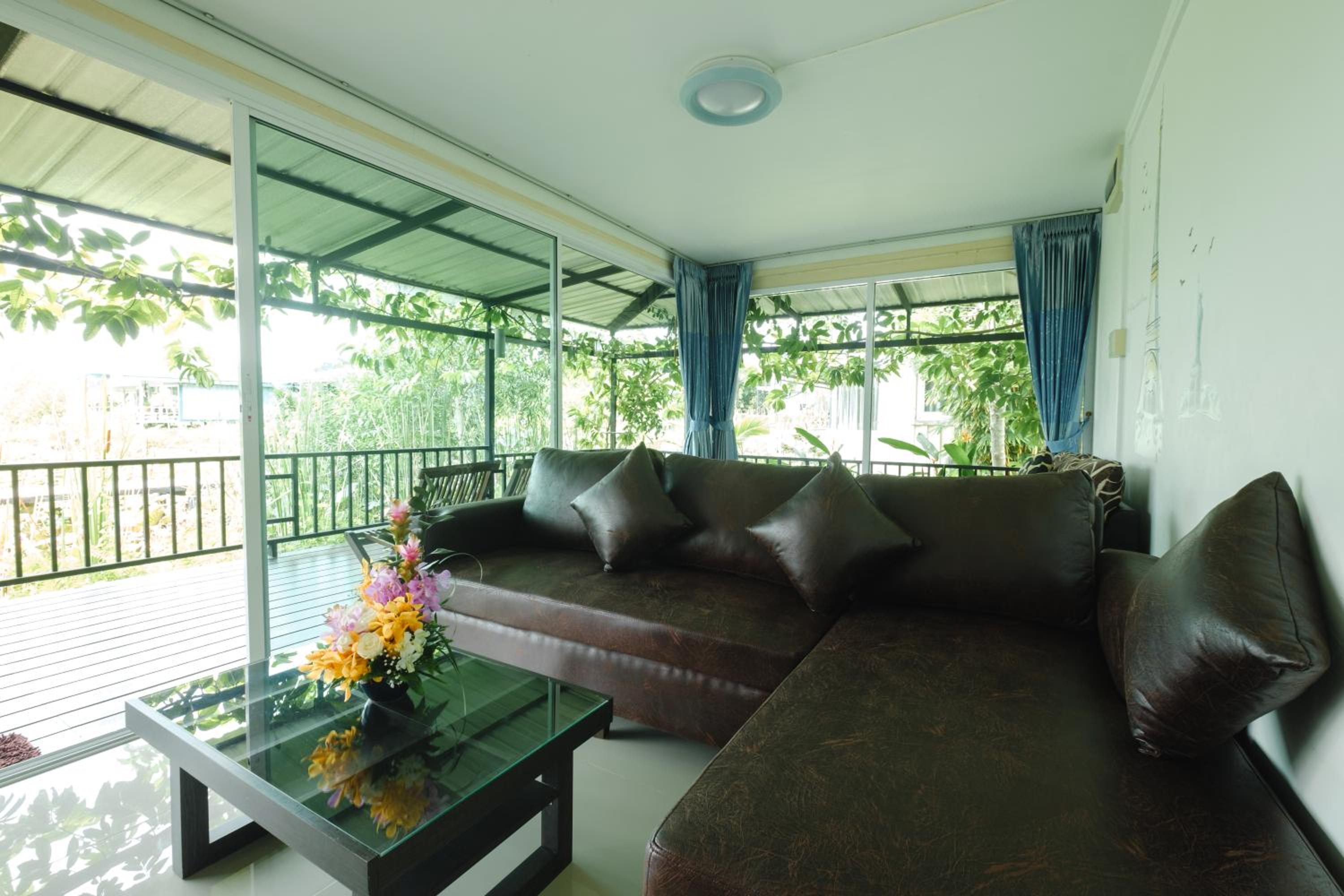 Container House  - Photo 10