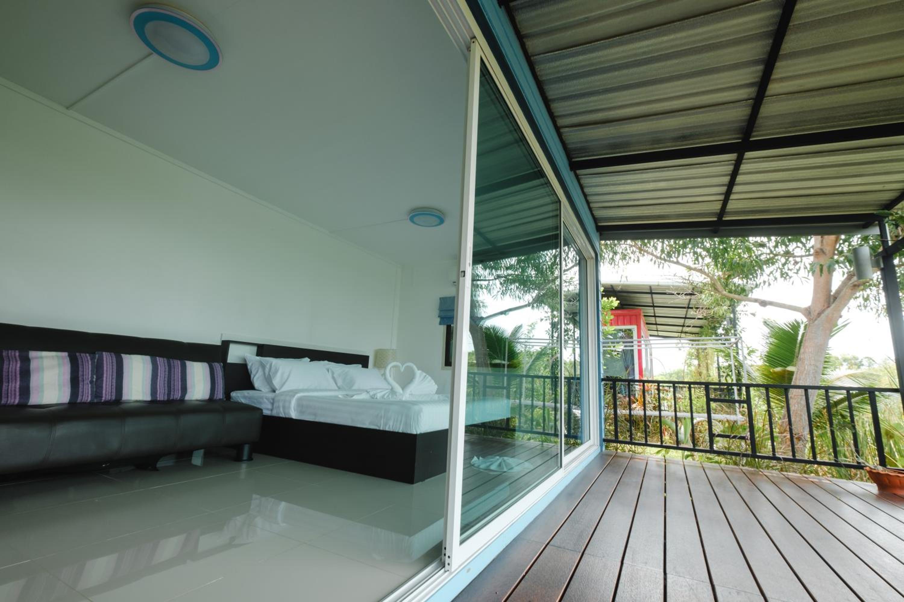 Container House  - Photo 1