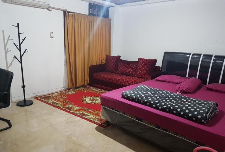 Deluxe King Suite - Photo 4