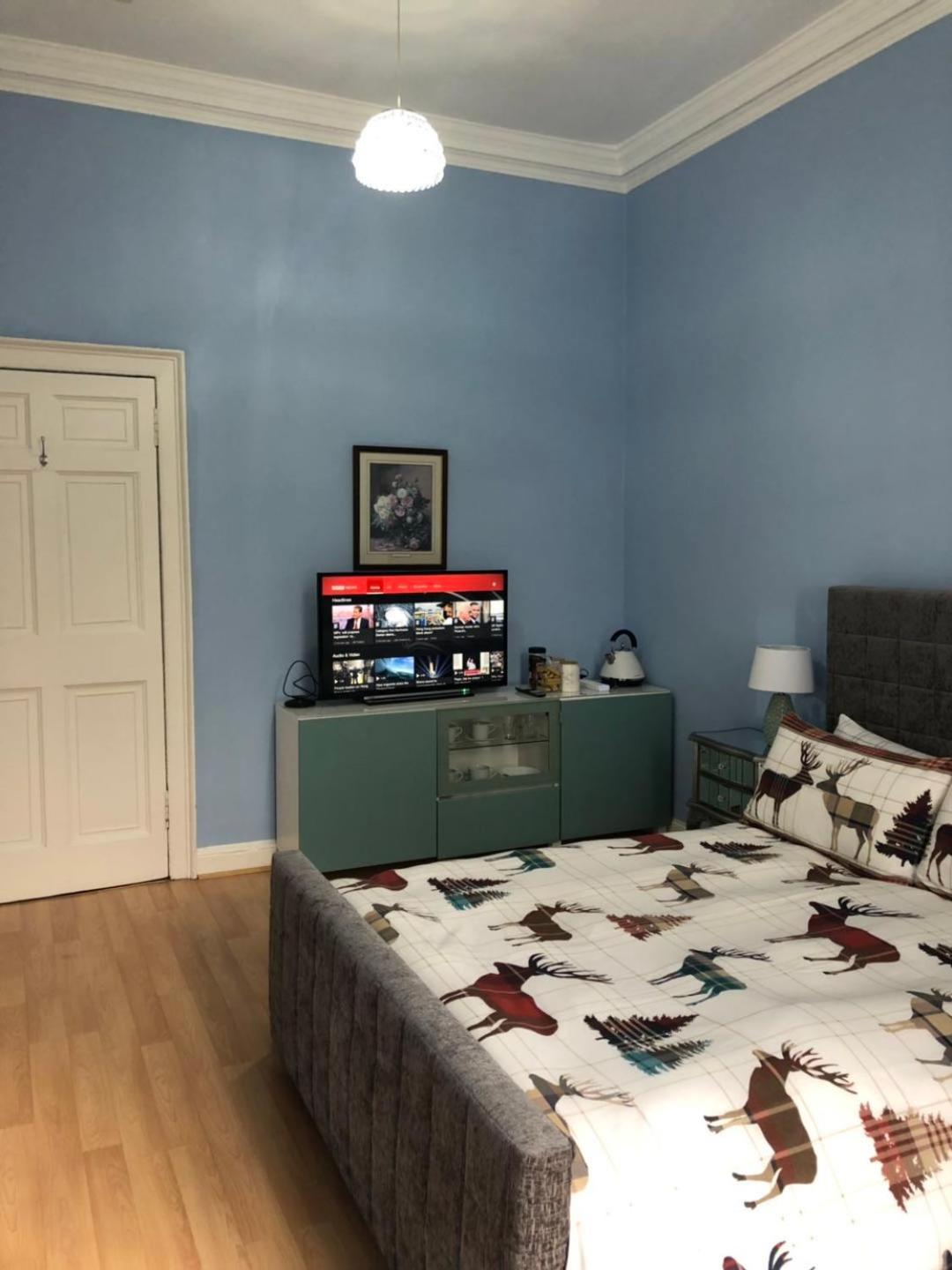Deluxe Double Room with Shower