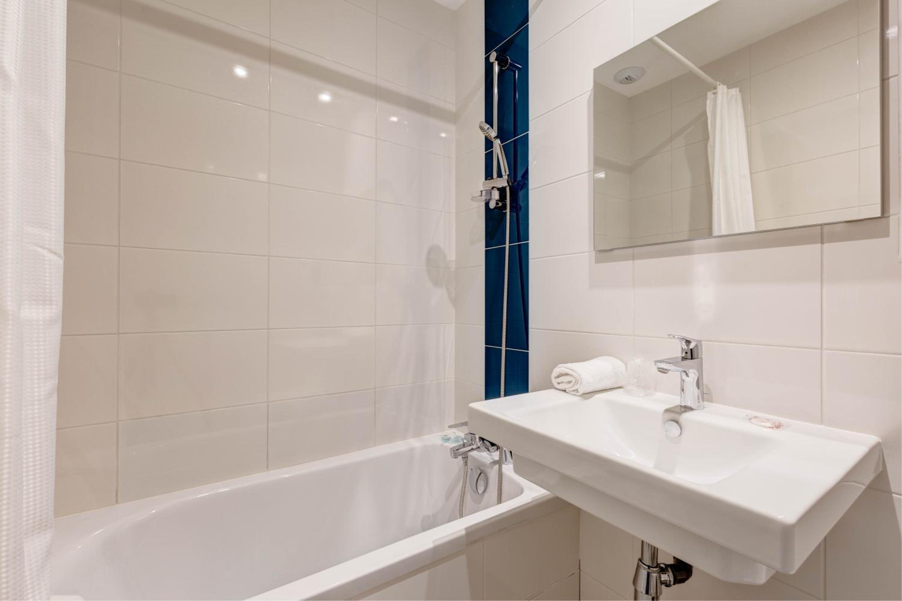 Superior Double Room - Photo 4