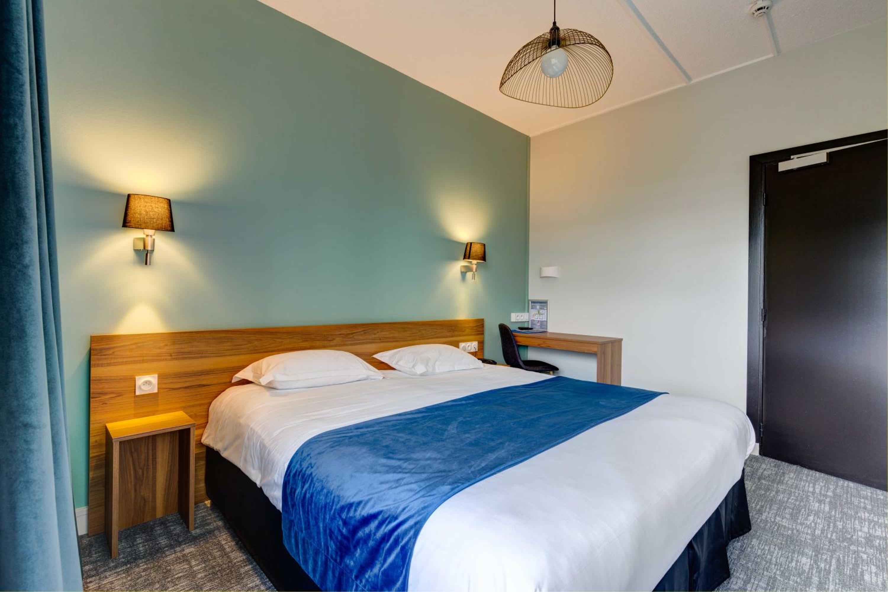 Superior Double Room - Photo 11