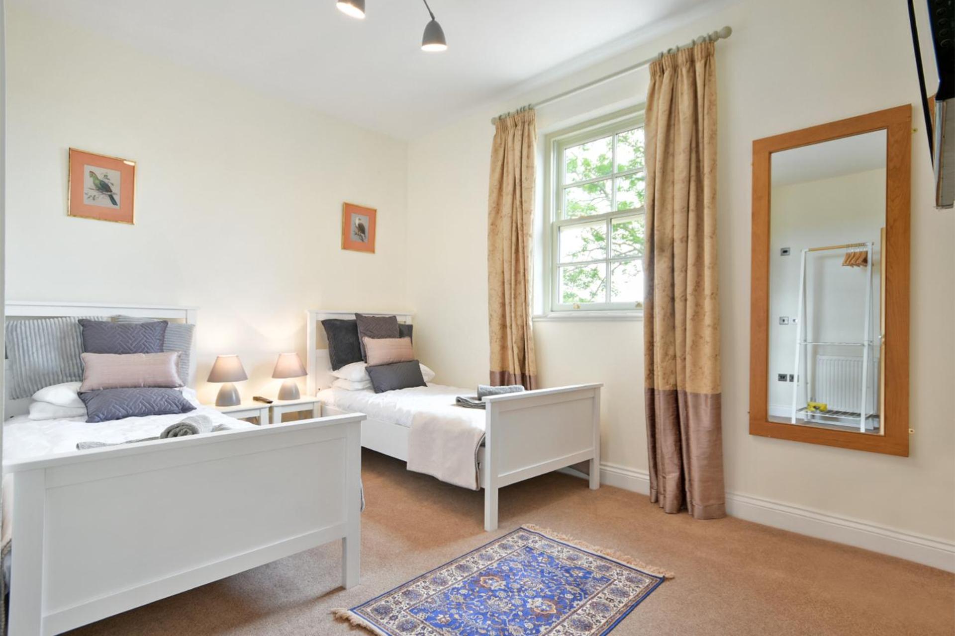 Deluxe Twin Room