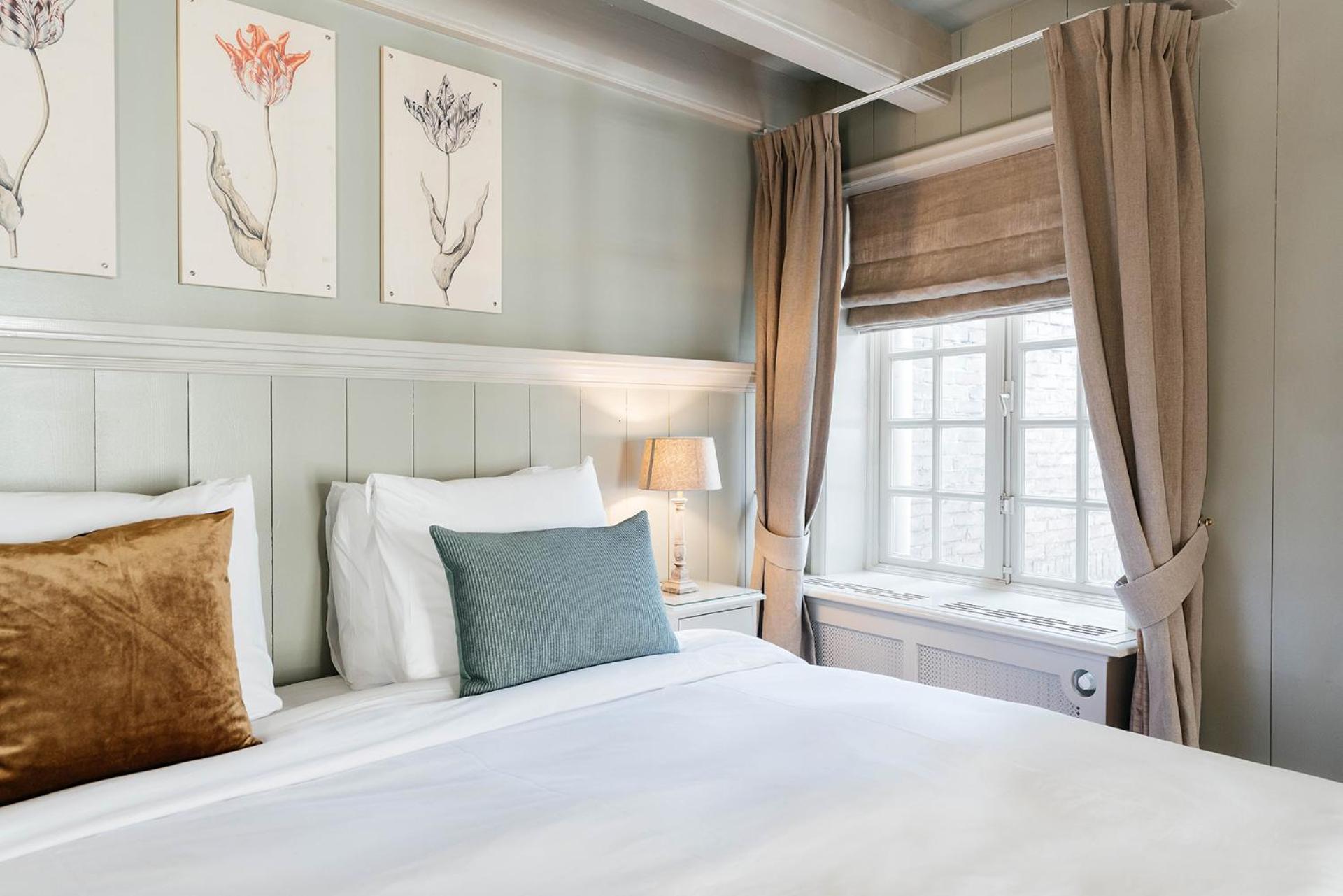 Luxury Room - Photo 11