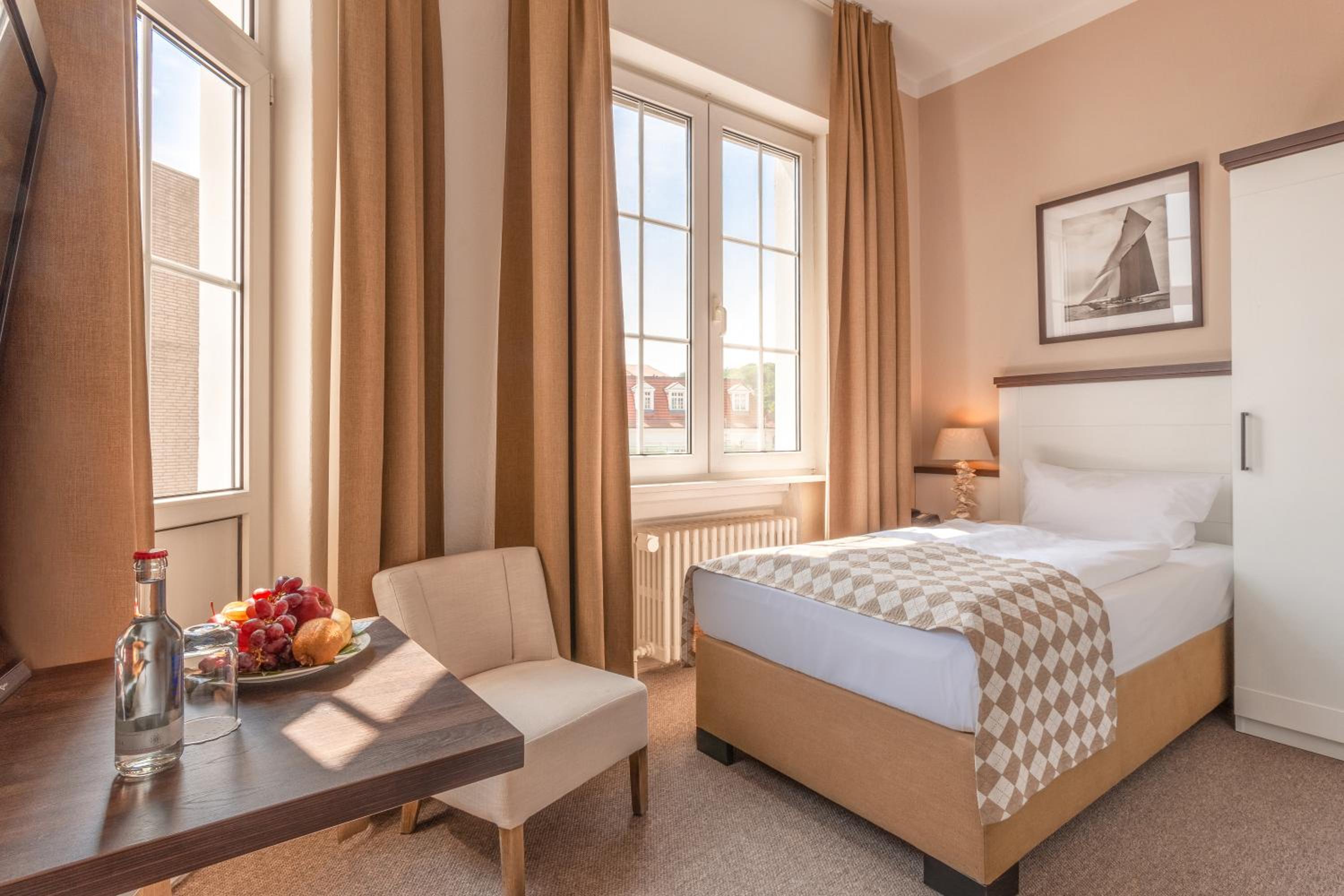 Classic Single Room