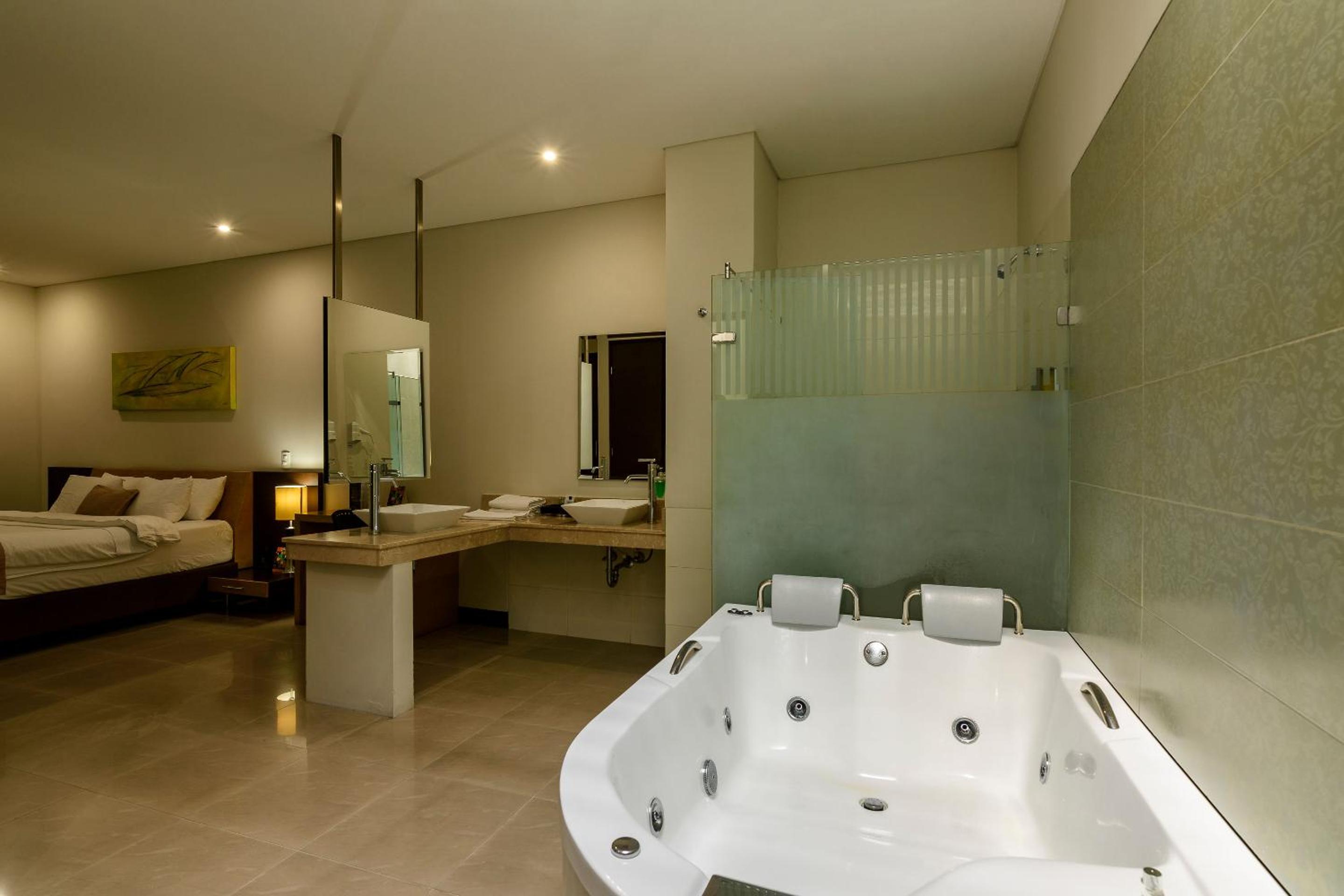 Junior Suite - Photo 9