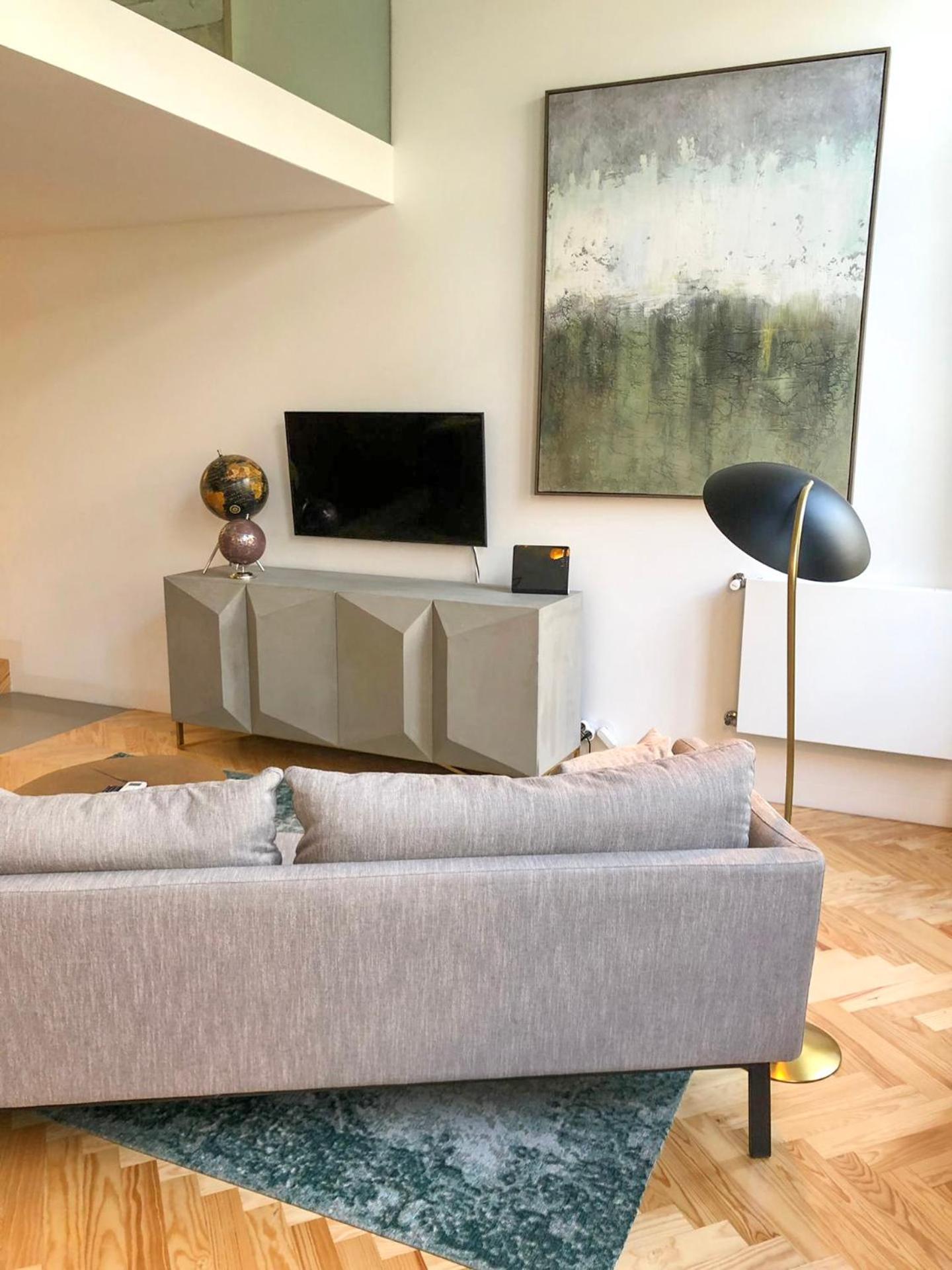 Duplex Apartment - Photo 2