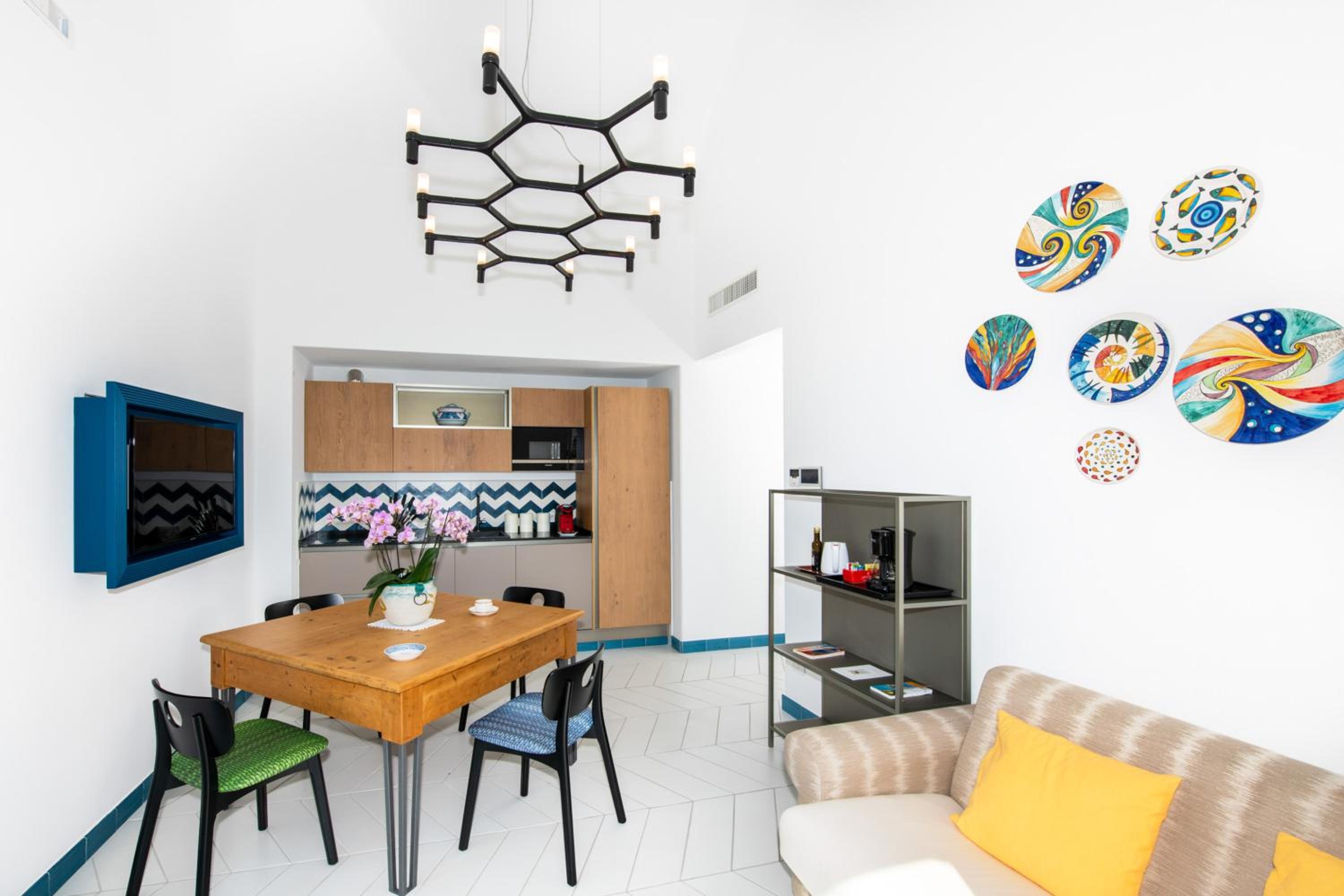 Two-Bedroom Apartment - Annex photo 2