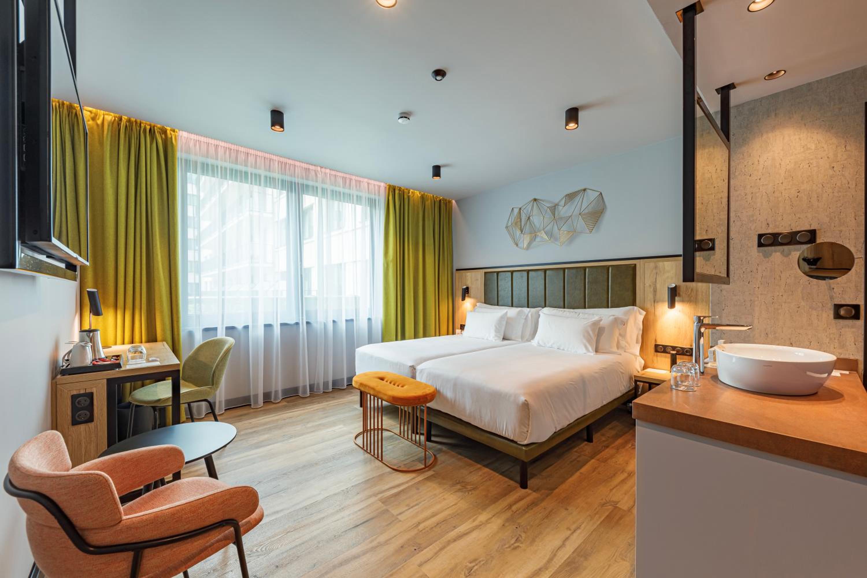 Superior Double or Twin Room