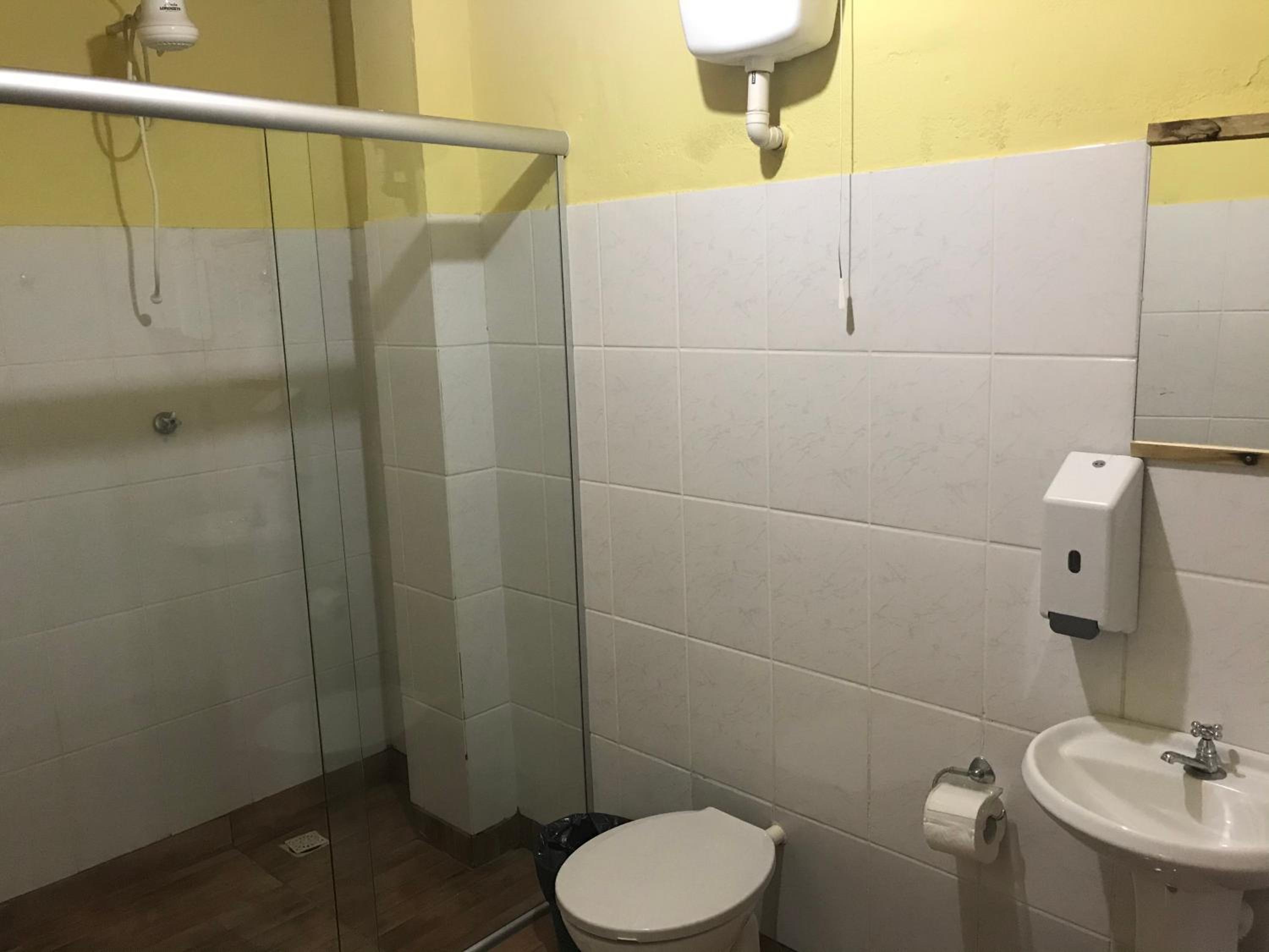Standard Double Room - Photo 3
