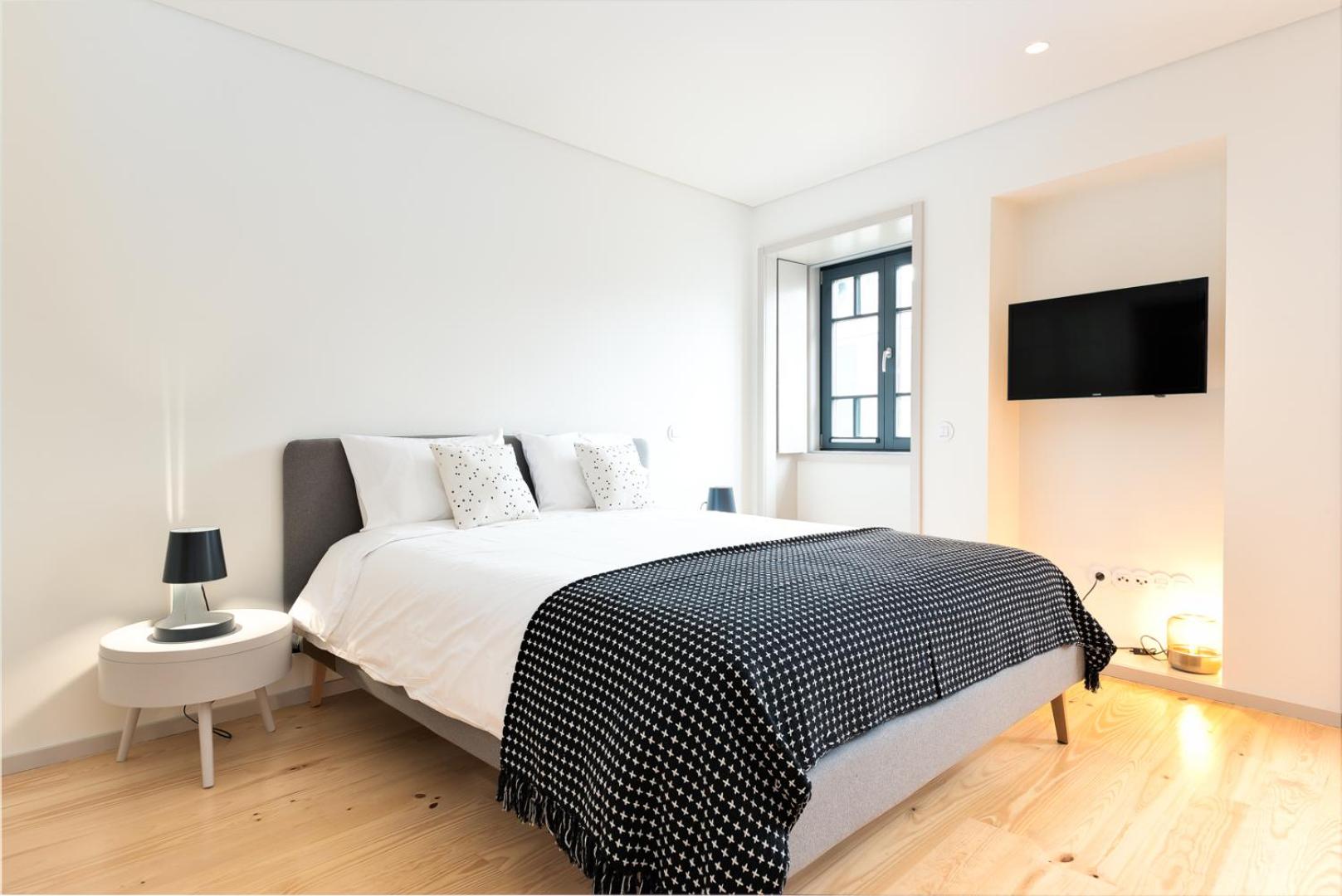 Studio Apartment - Photo 3