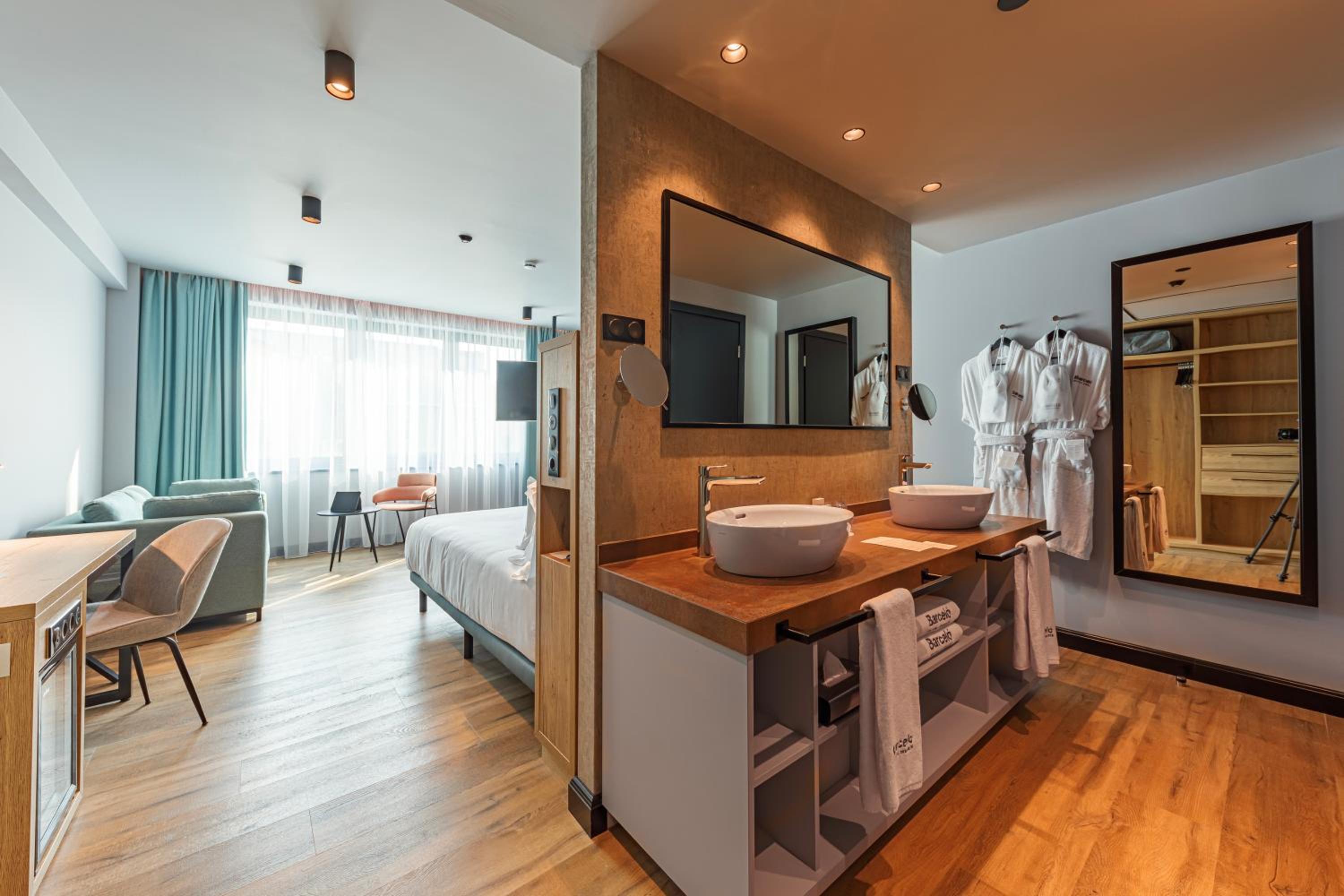 Junior Suite - Photo 9