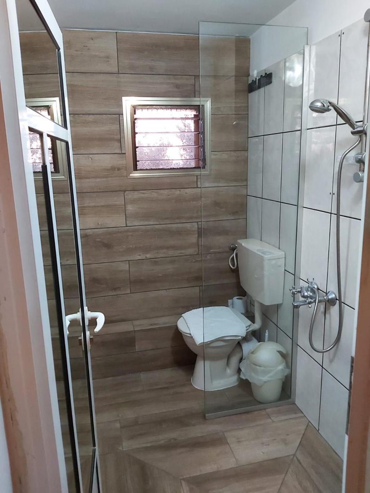 Two-Bedroom Apartment - Photo 5