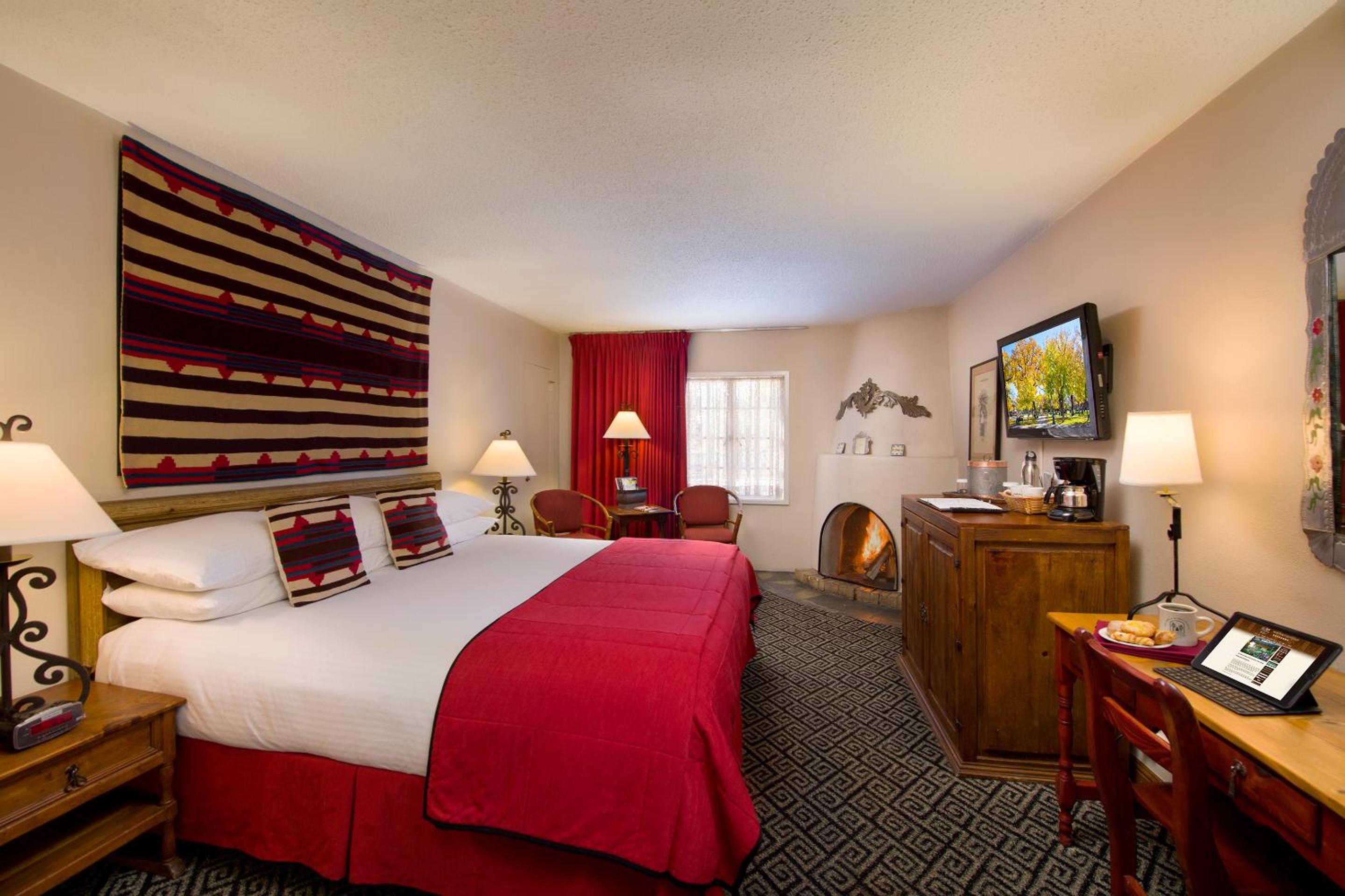 Superior King Room photo 3