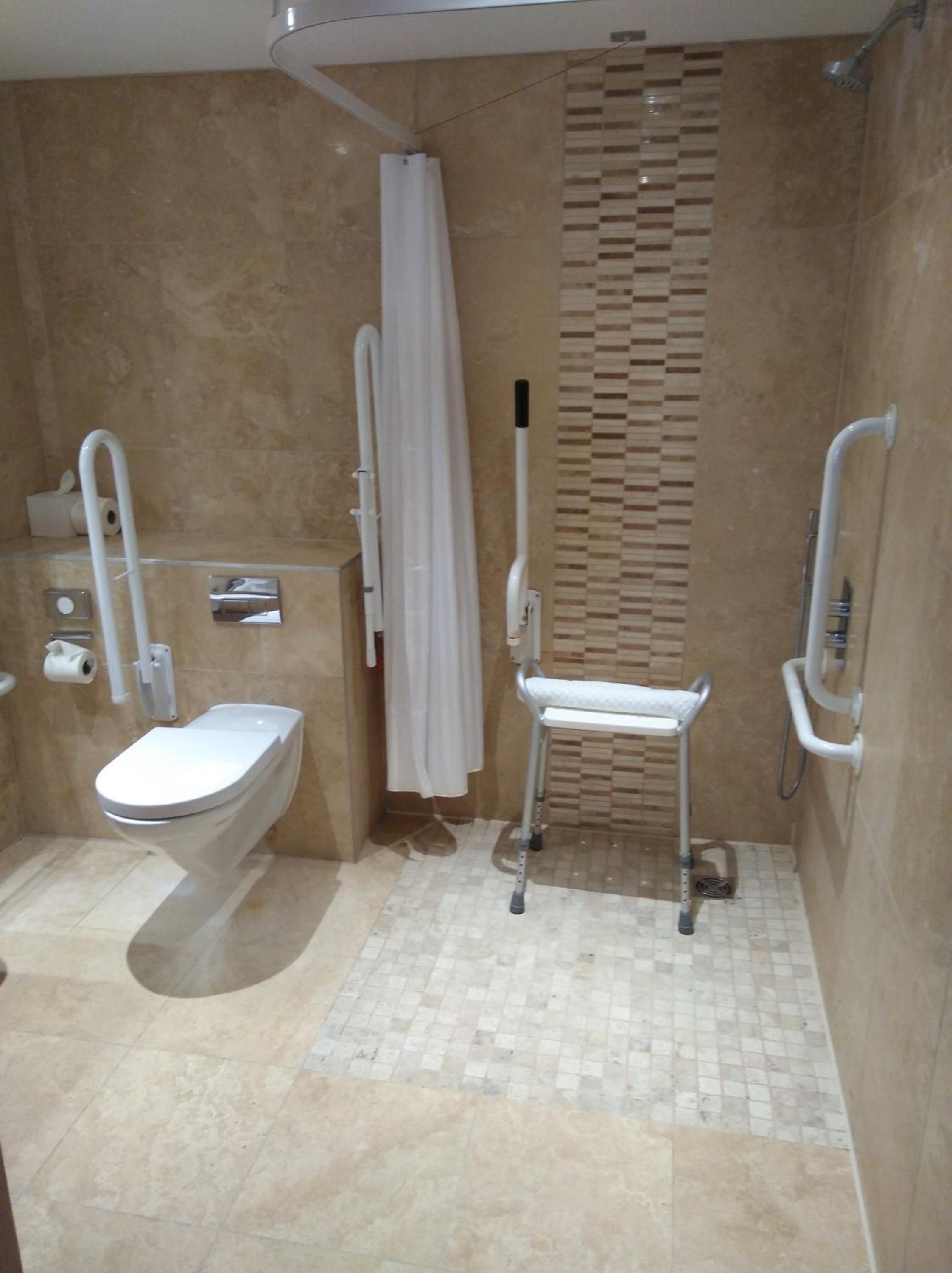 Double Room - Disability Access photo 2