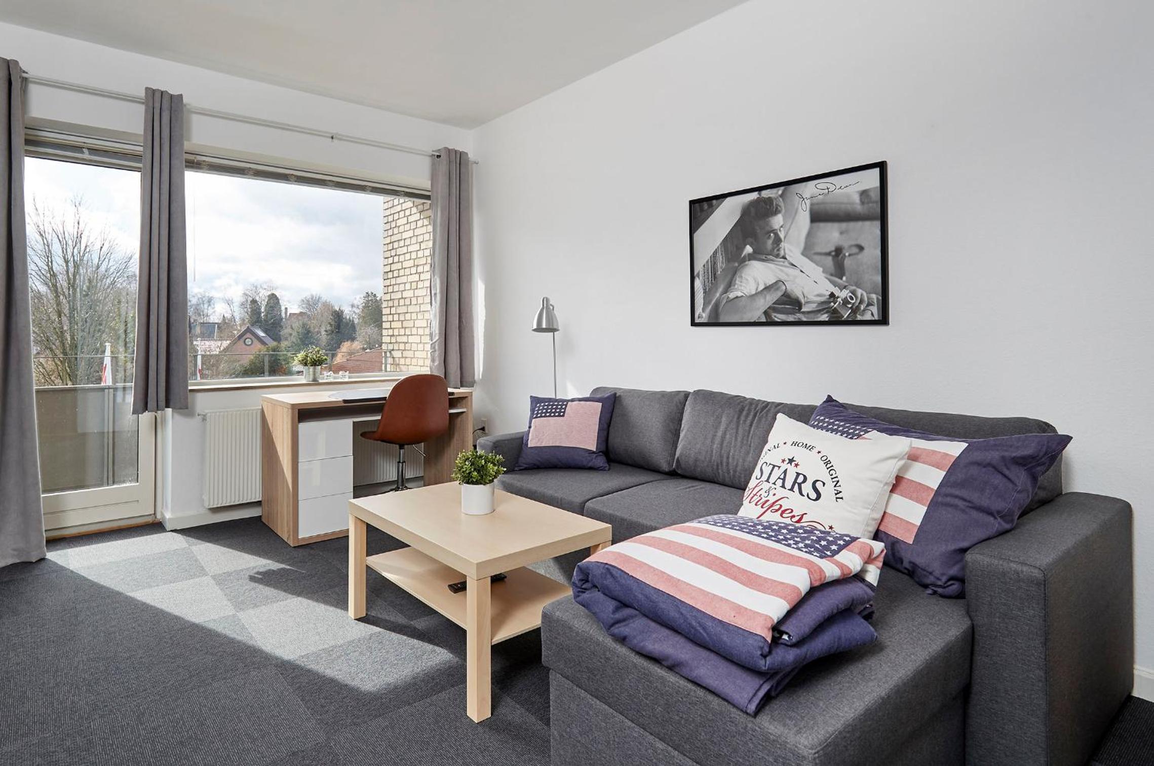 Apartment photo 1