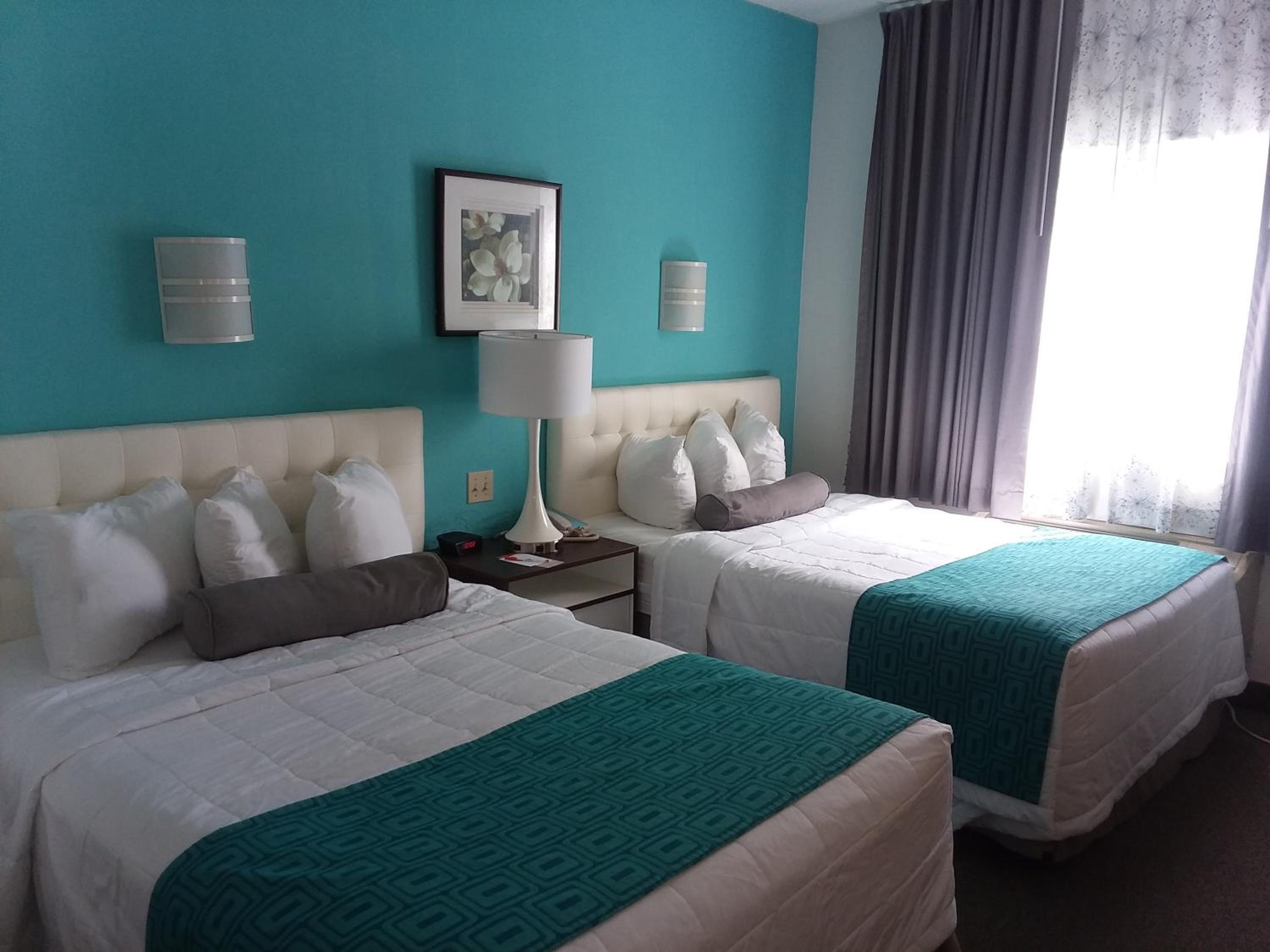 Double Room with Two Double Beds - Non-Smoking - Photo 8